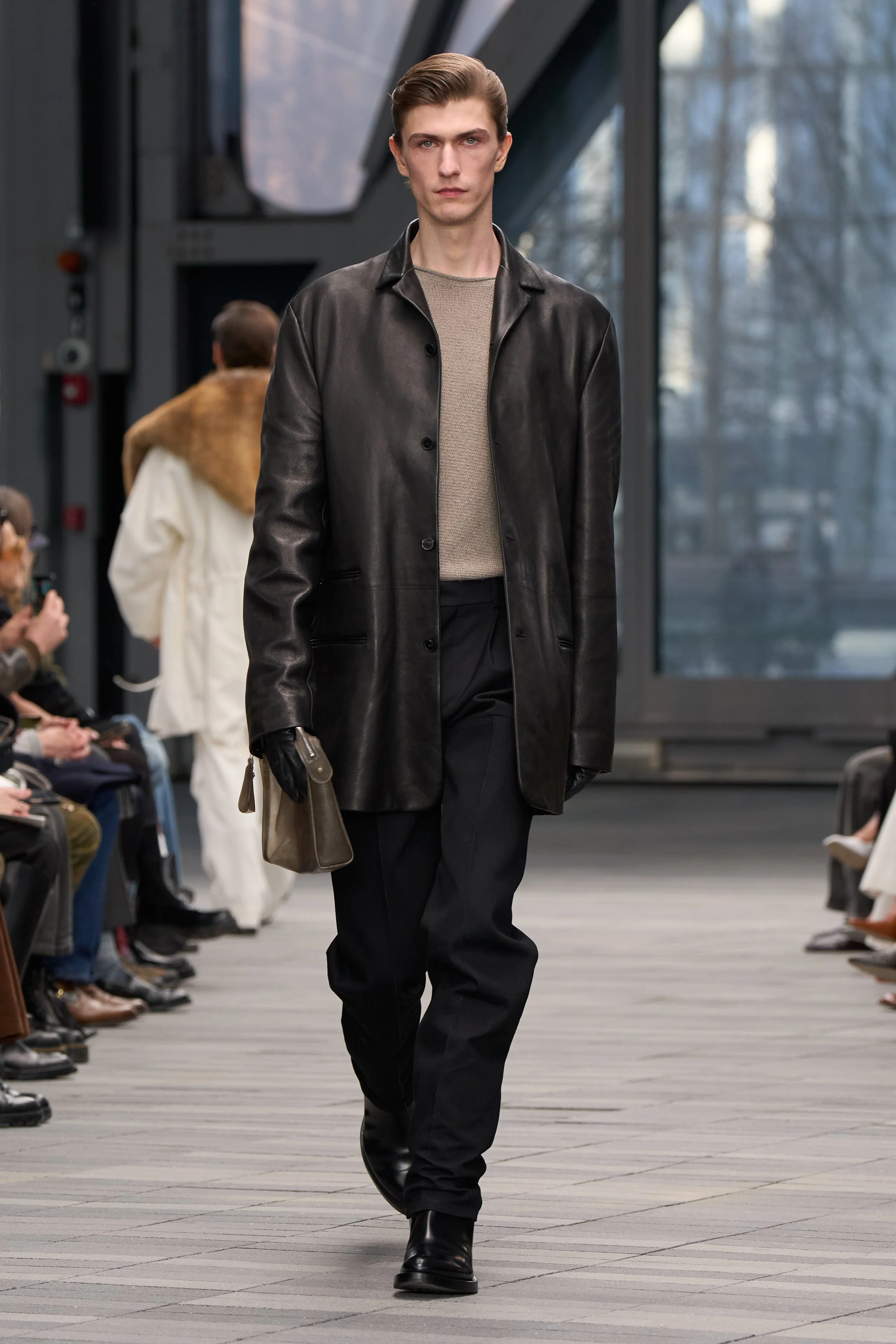  Look 31 