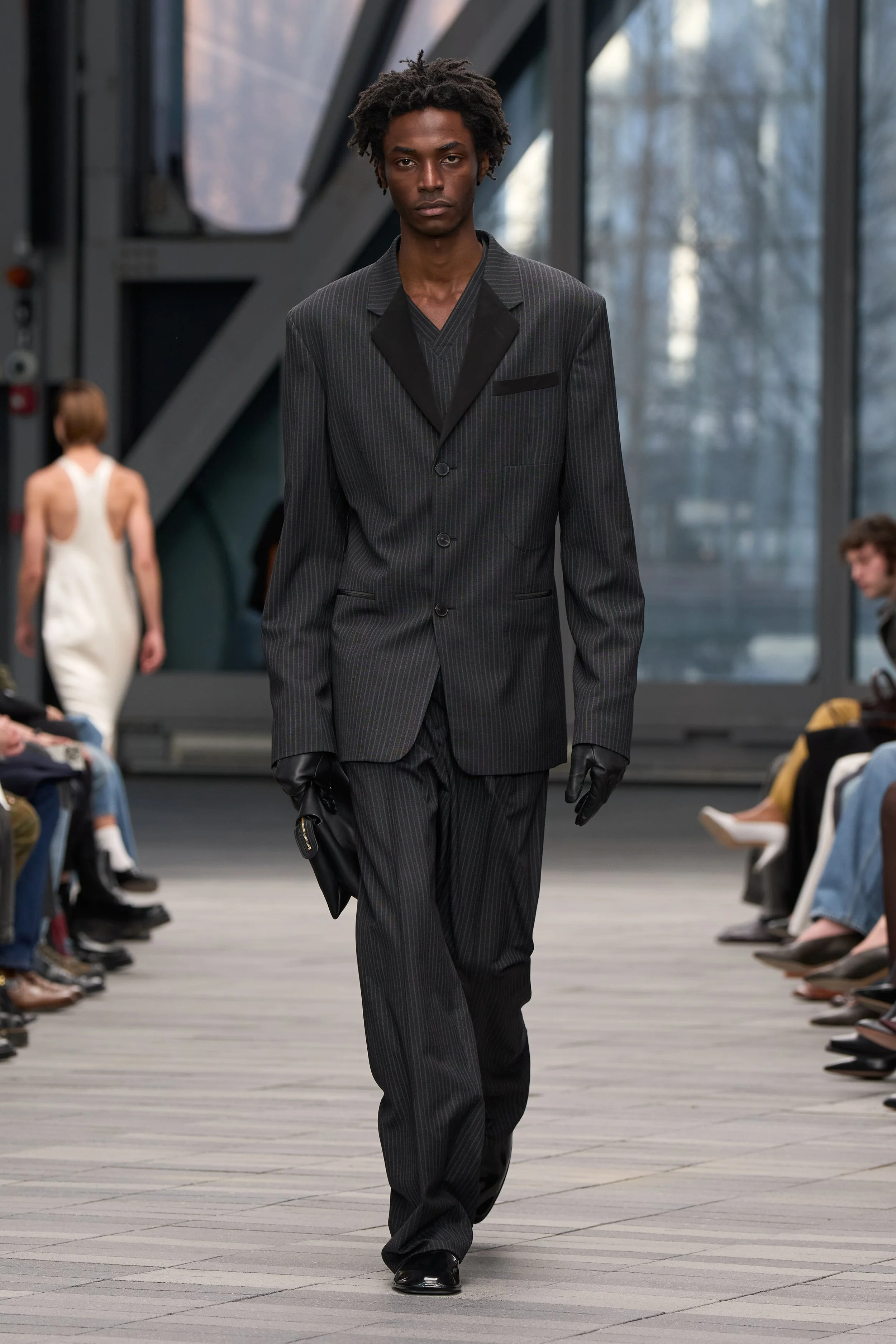  Look 51 