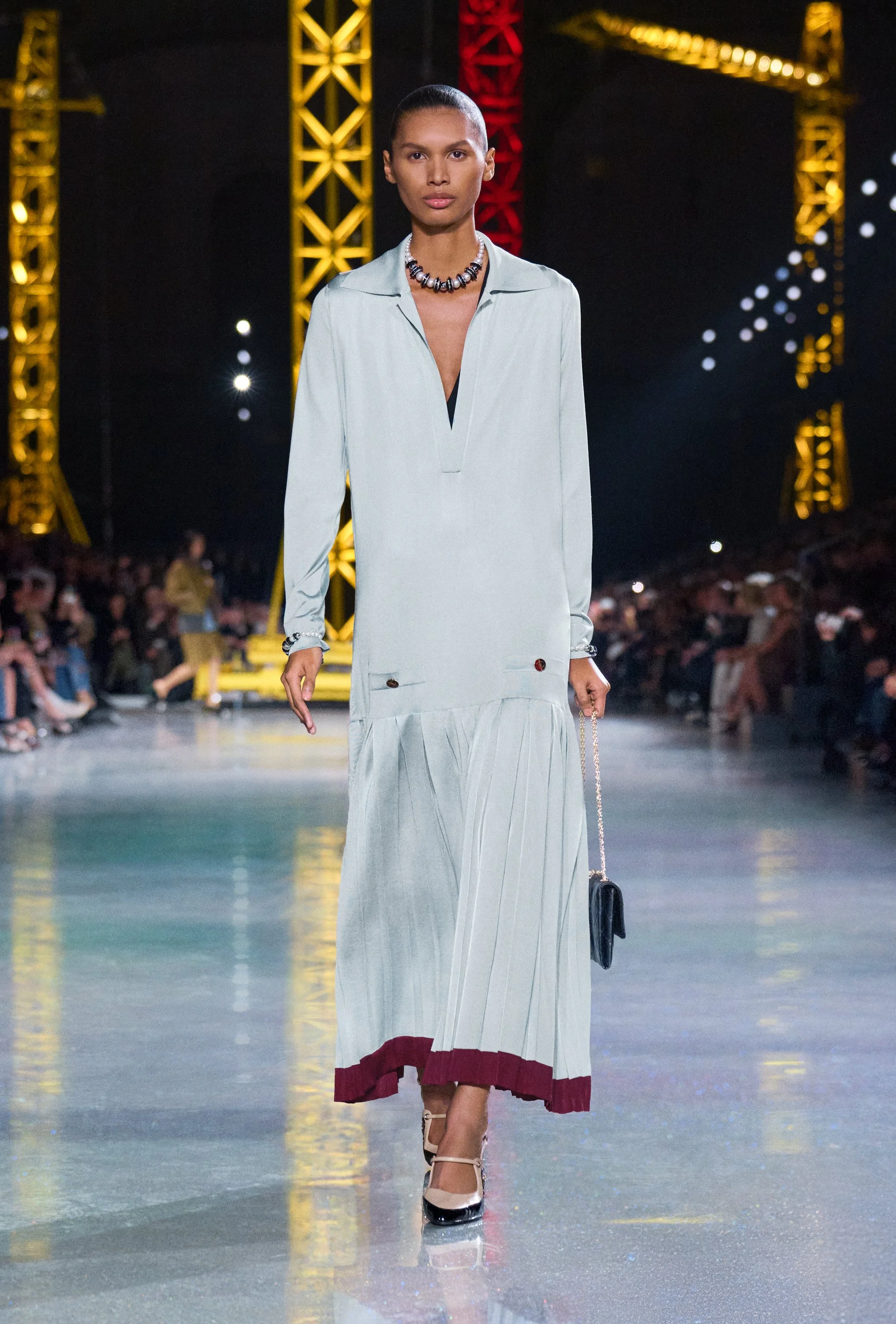  Look 10 