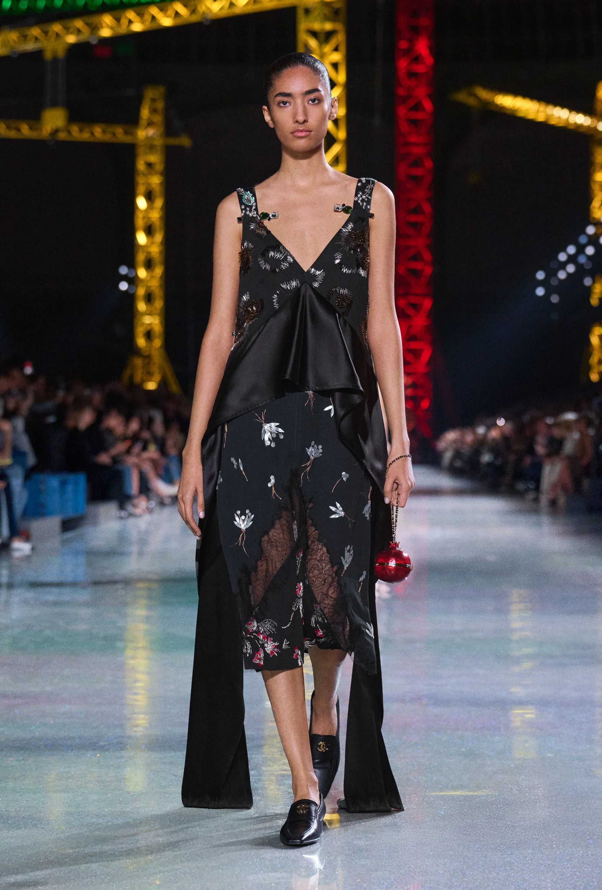  Look 18 