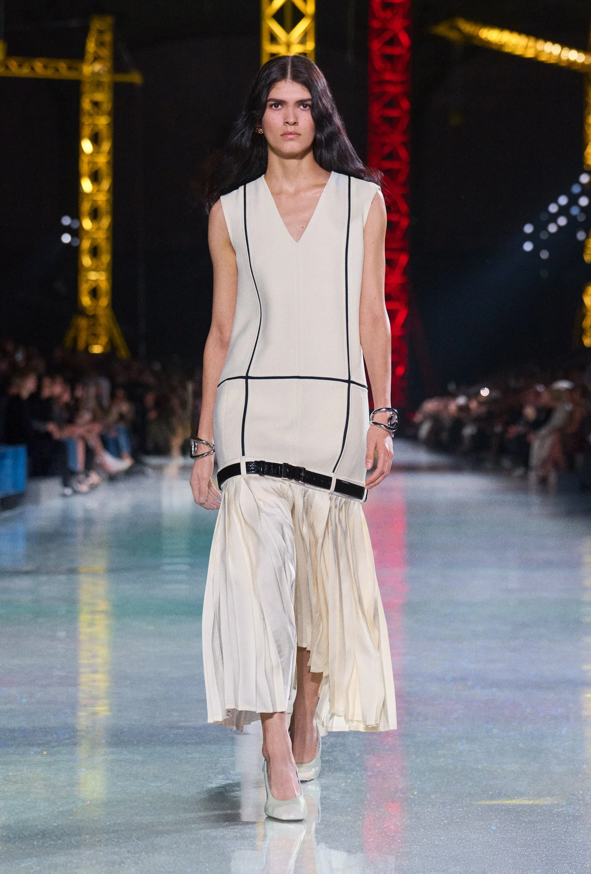  Look 34 