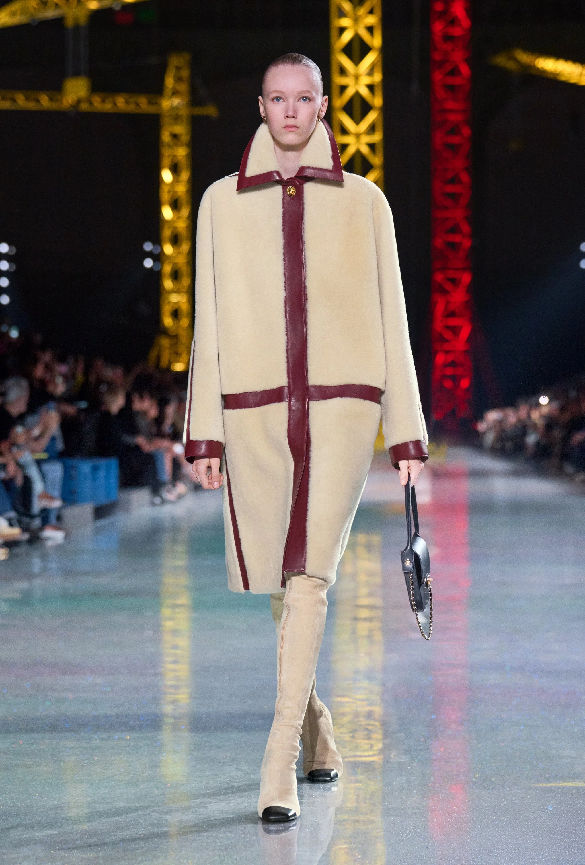  Look 42 