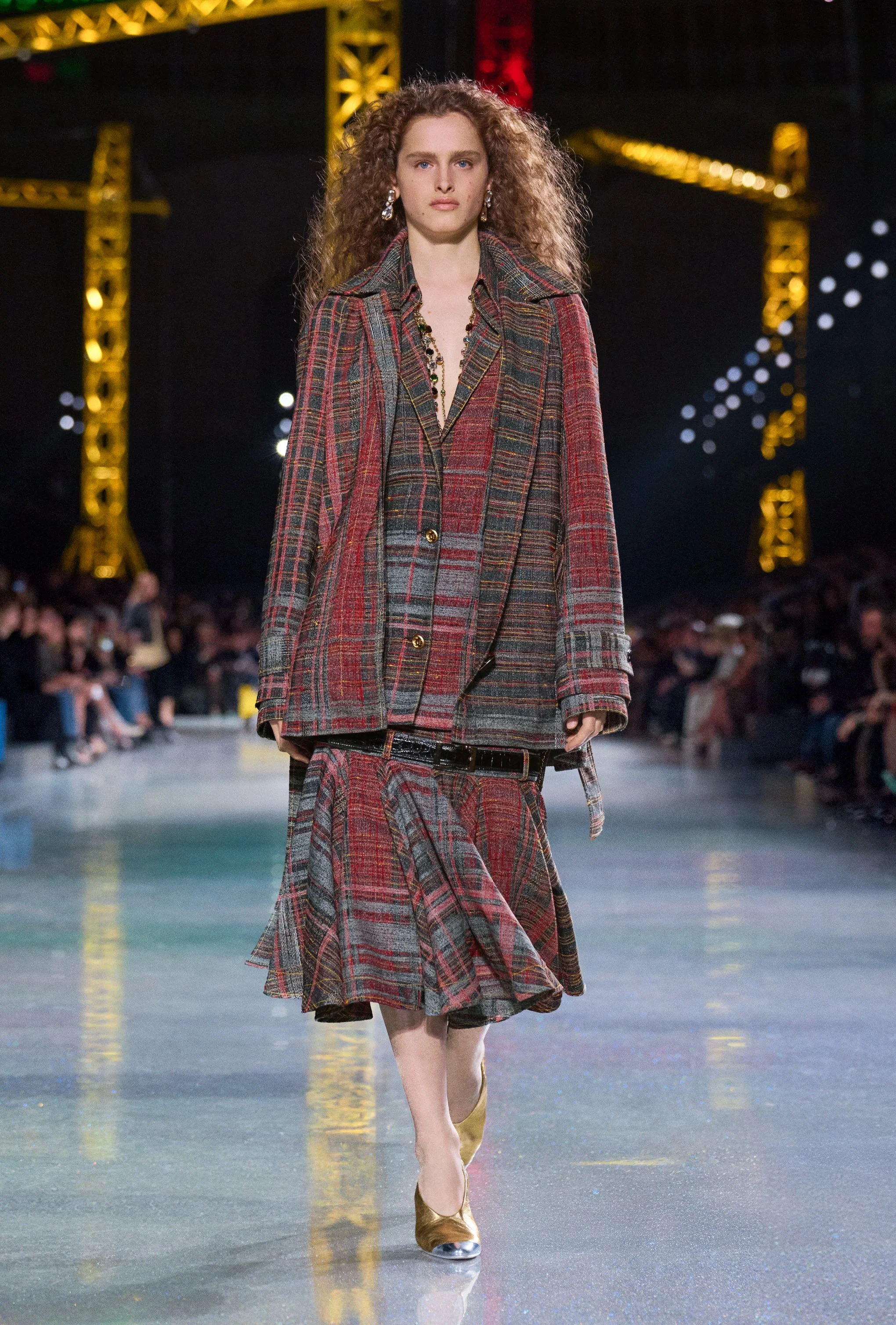  Look 46 