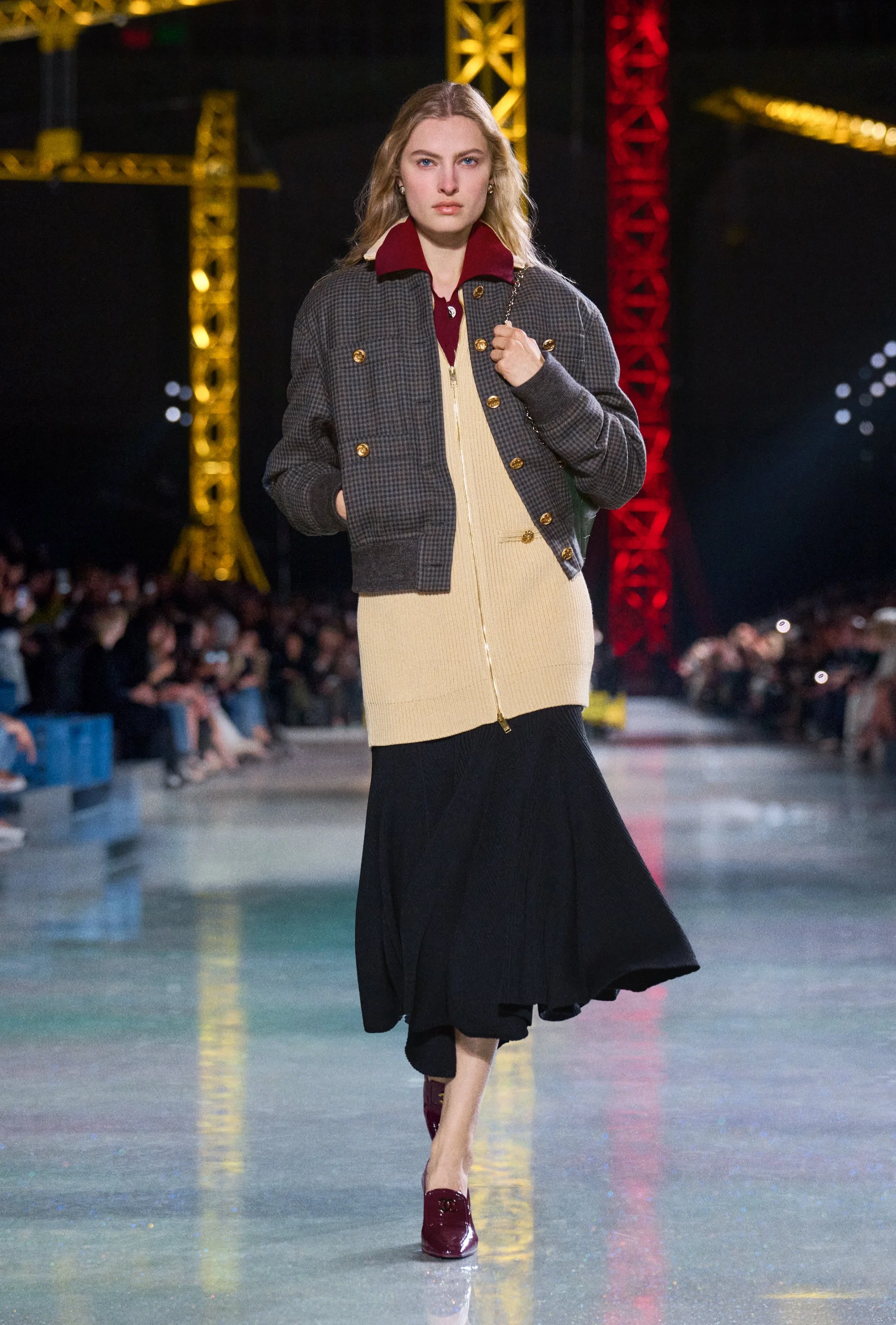  Look 49 