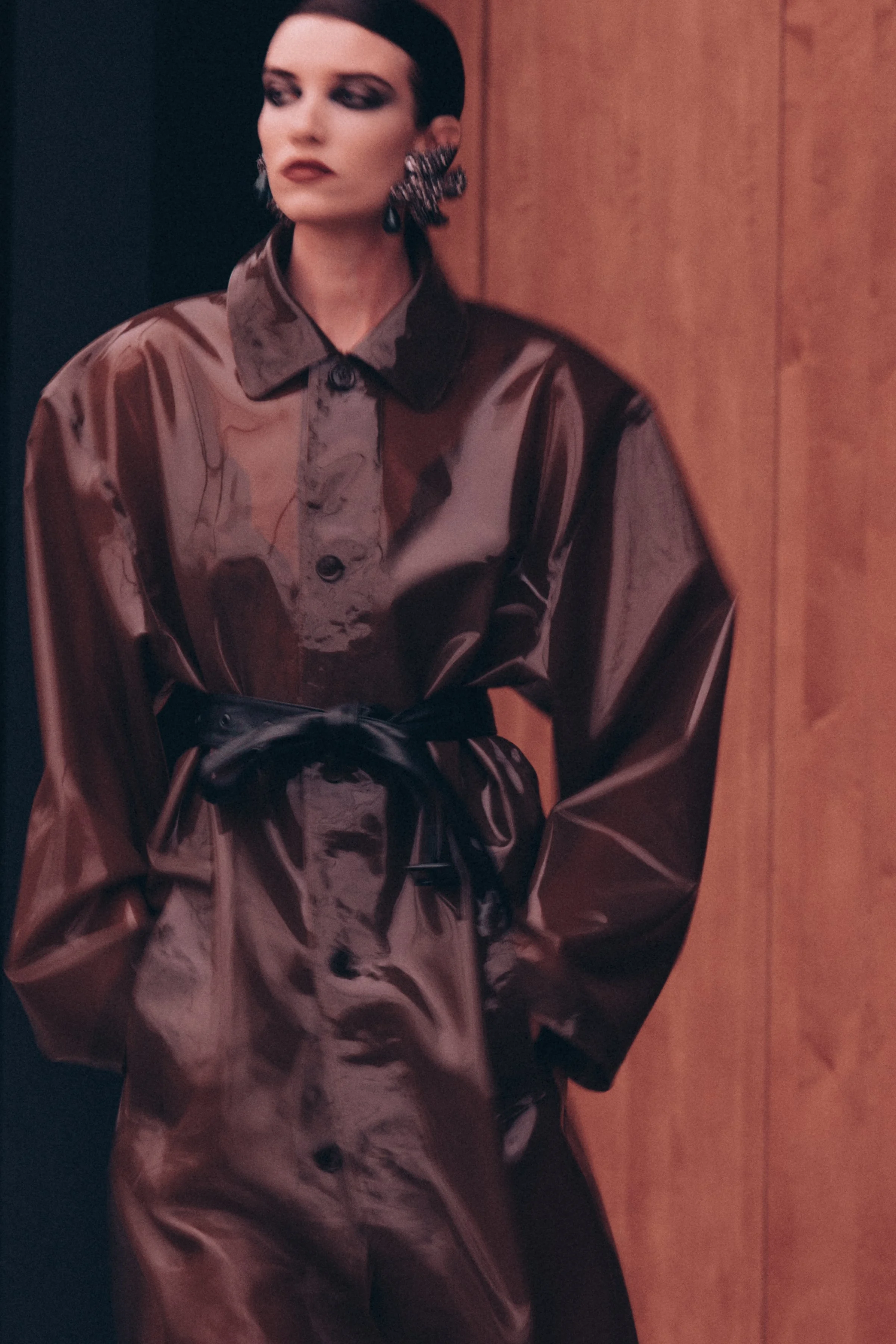 SAINT LAURENT_WINTER26_SHOW_AMBIANCE_01_05_HR.jpg