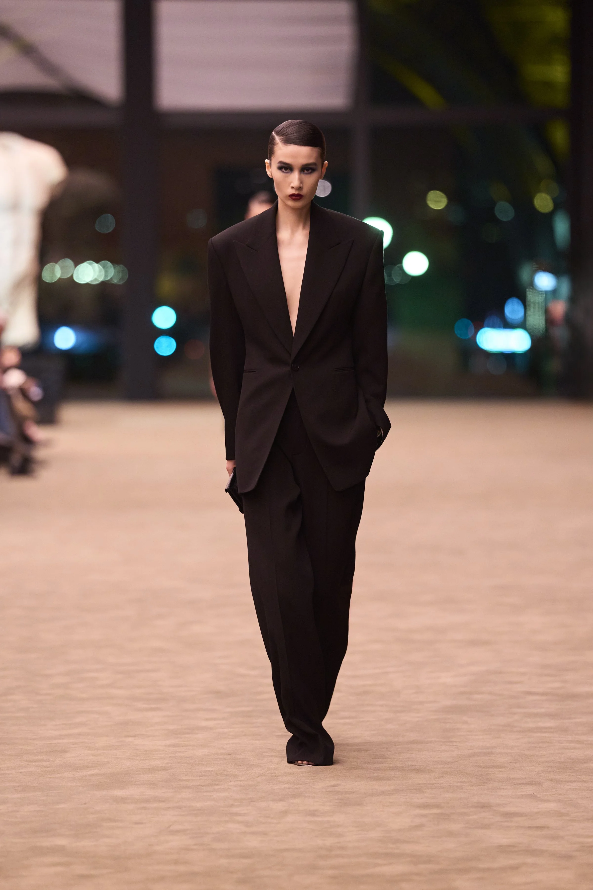  LOOK 8 