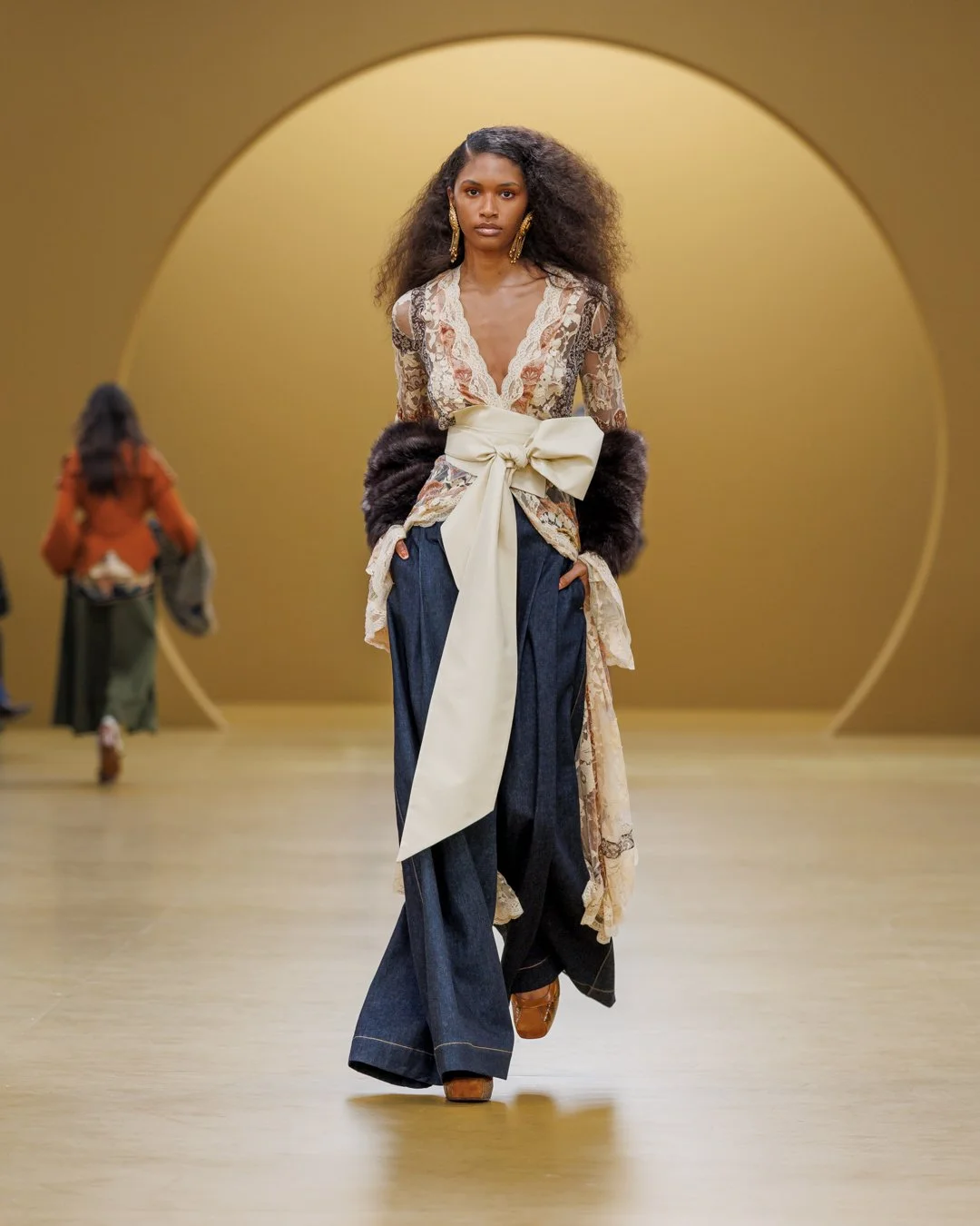  Look 25 