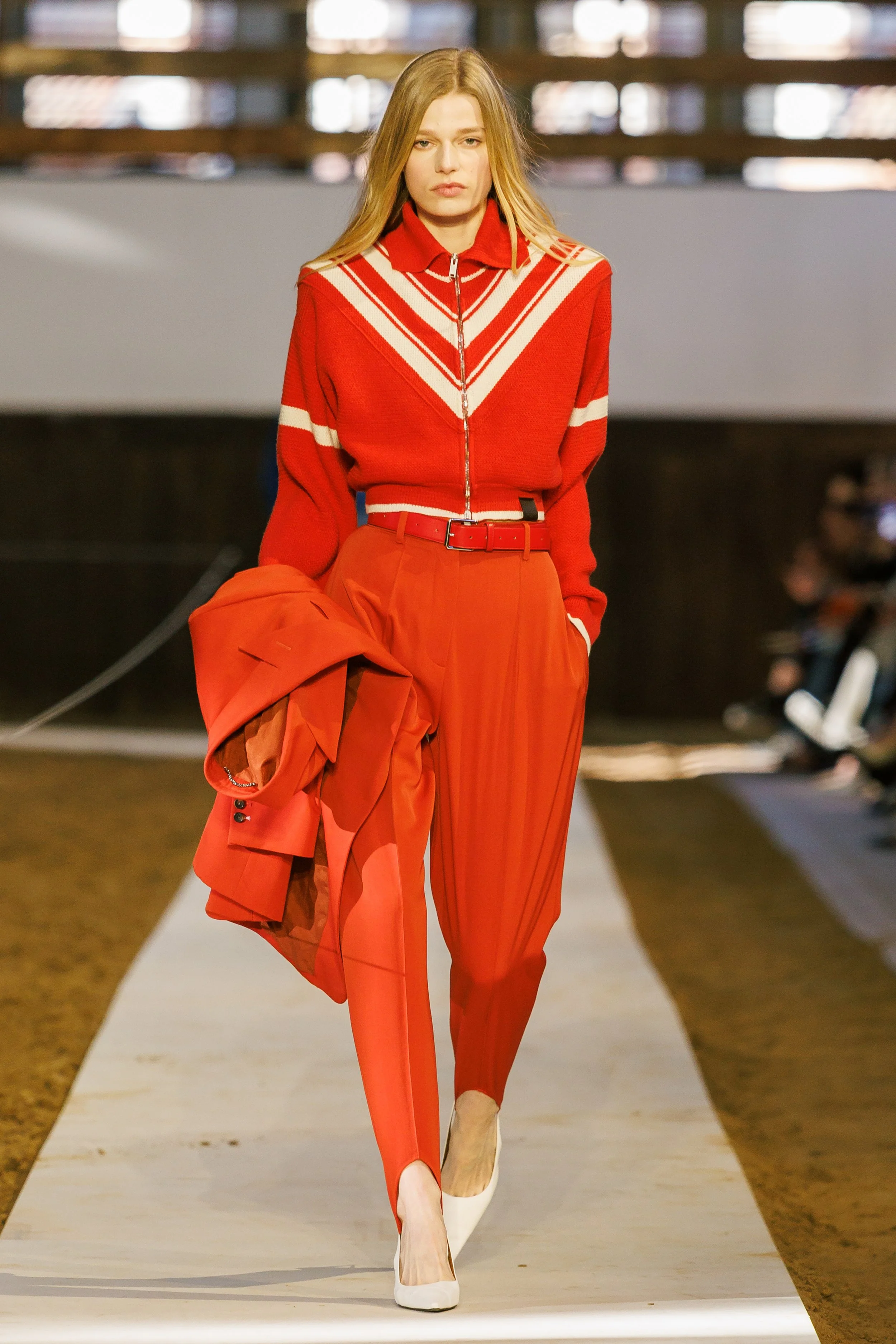  Look 33 