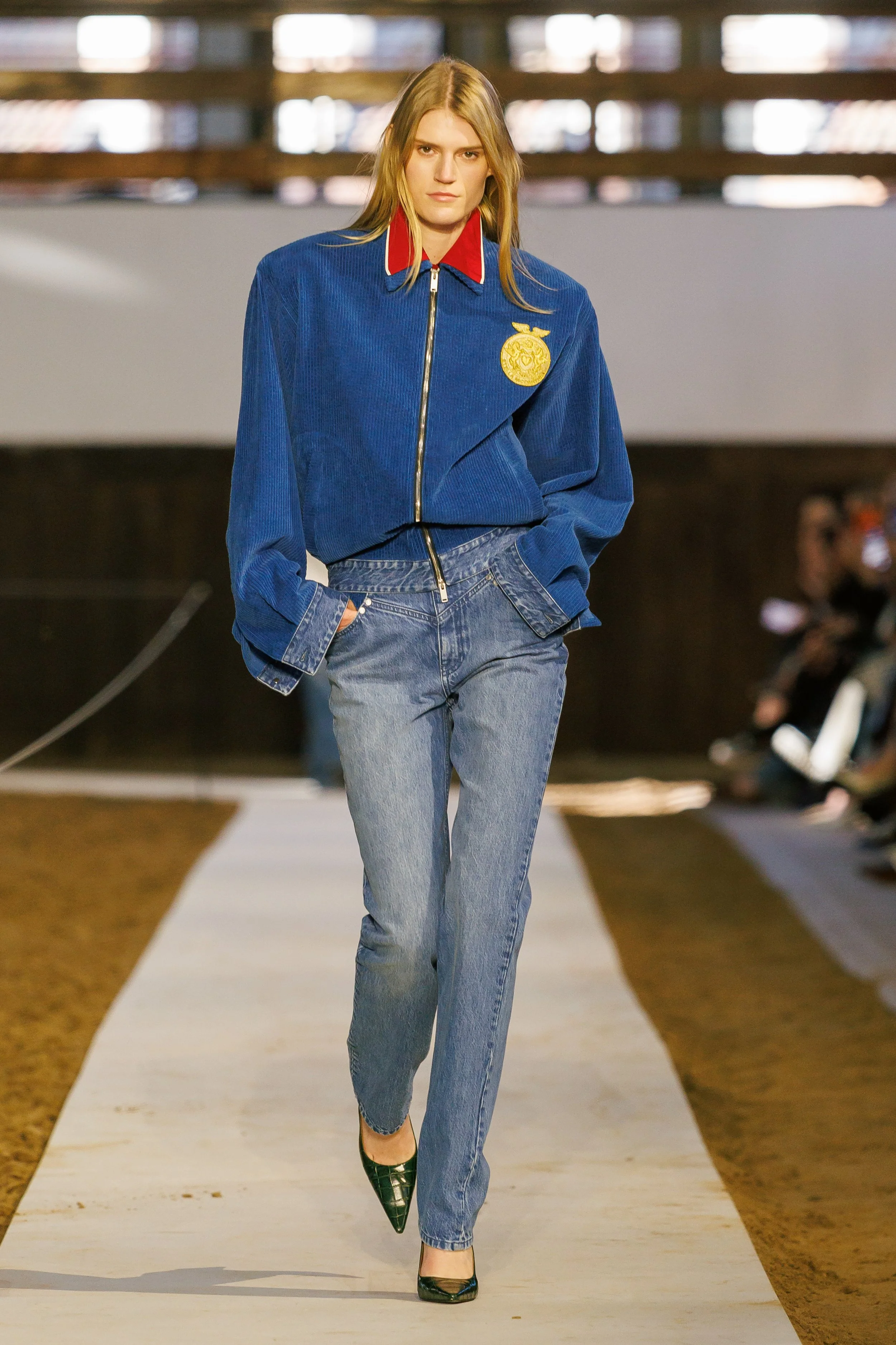 Look 34 