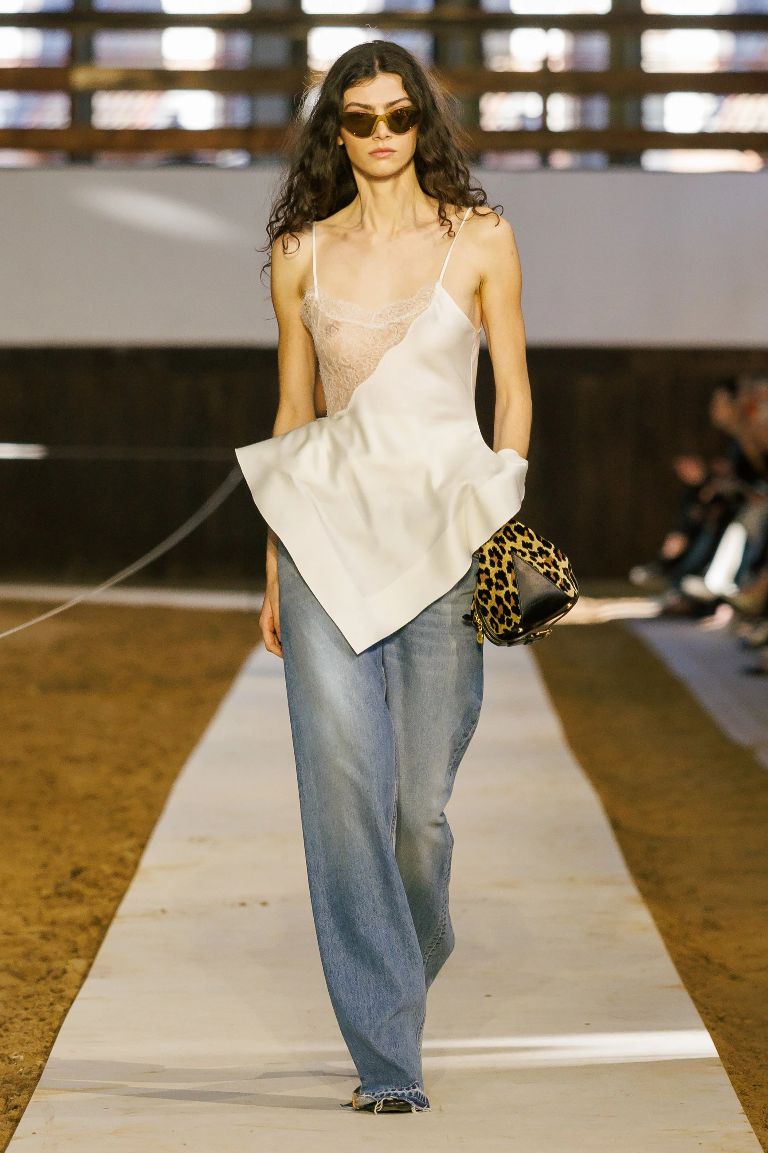  Look 35 