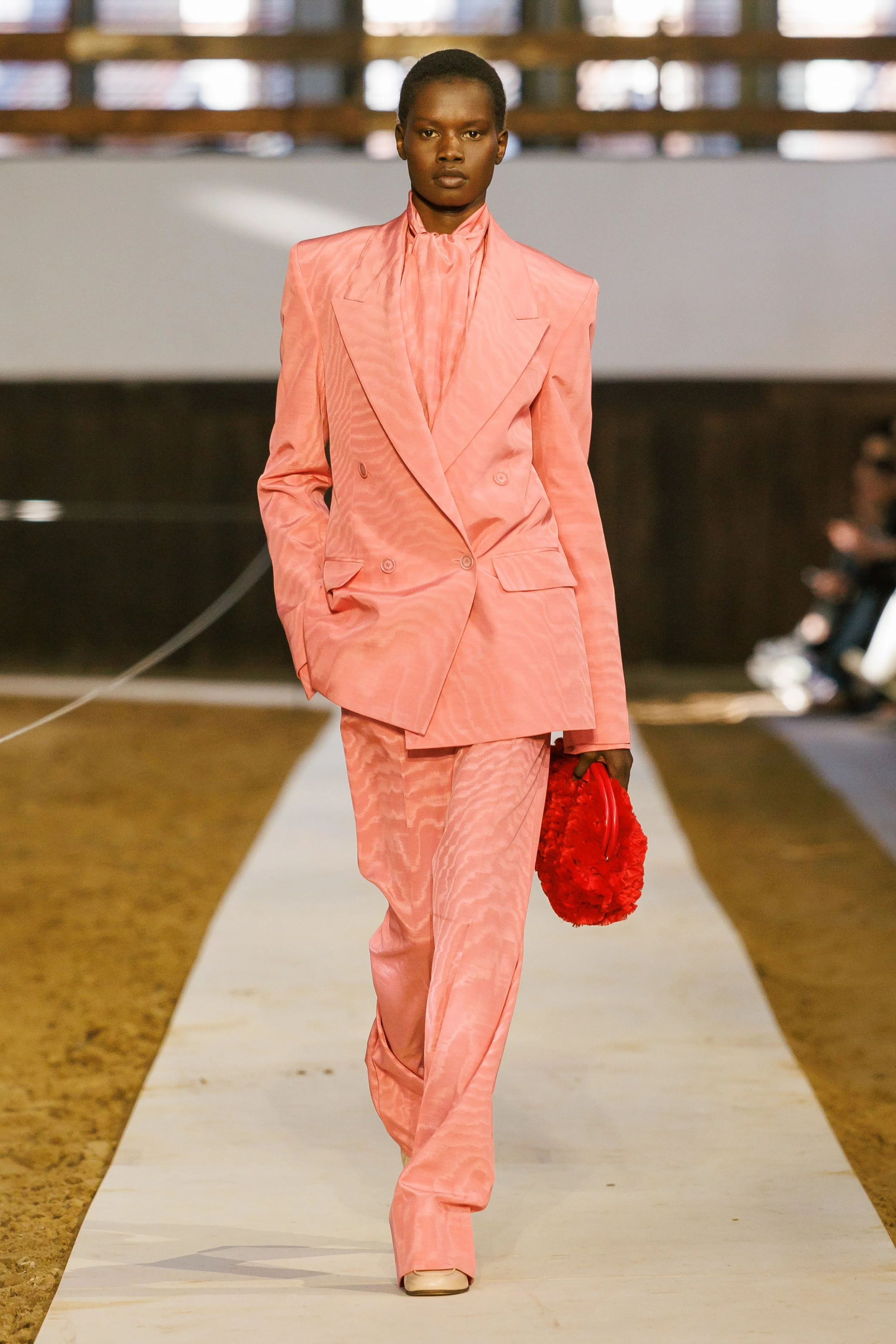  Look 41 