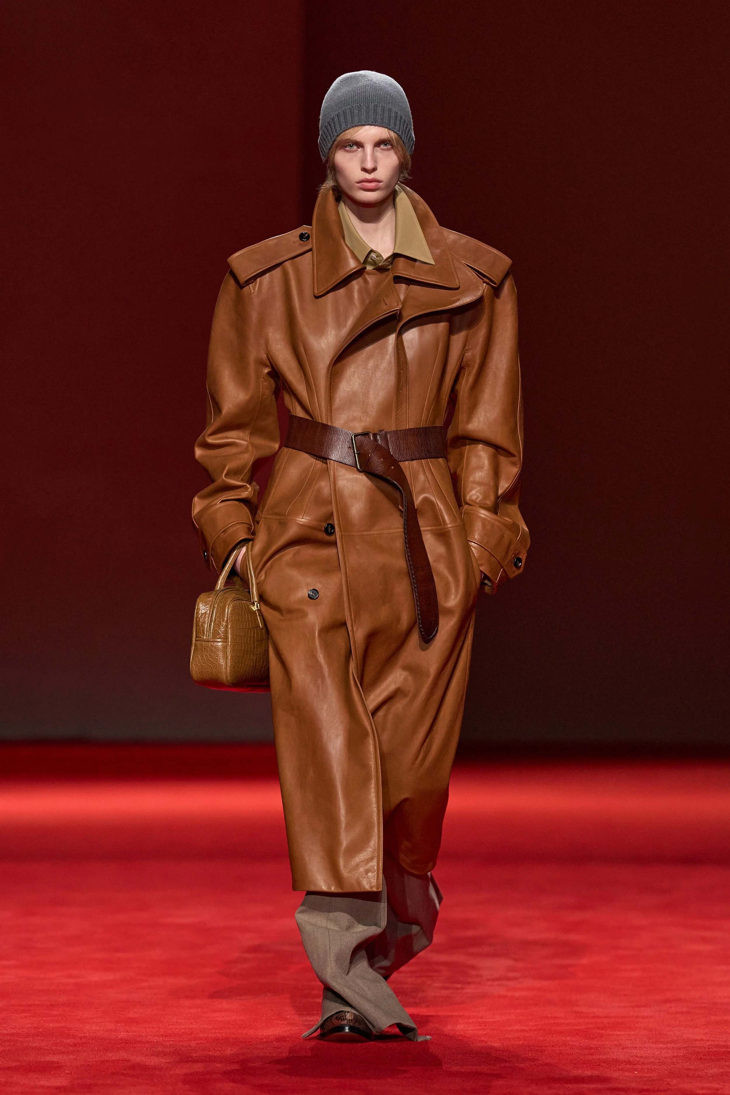  Look 16 