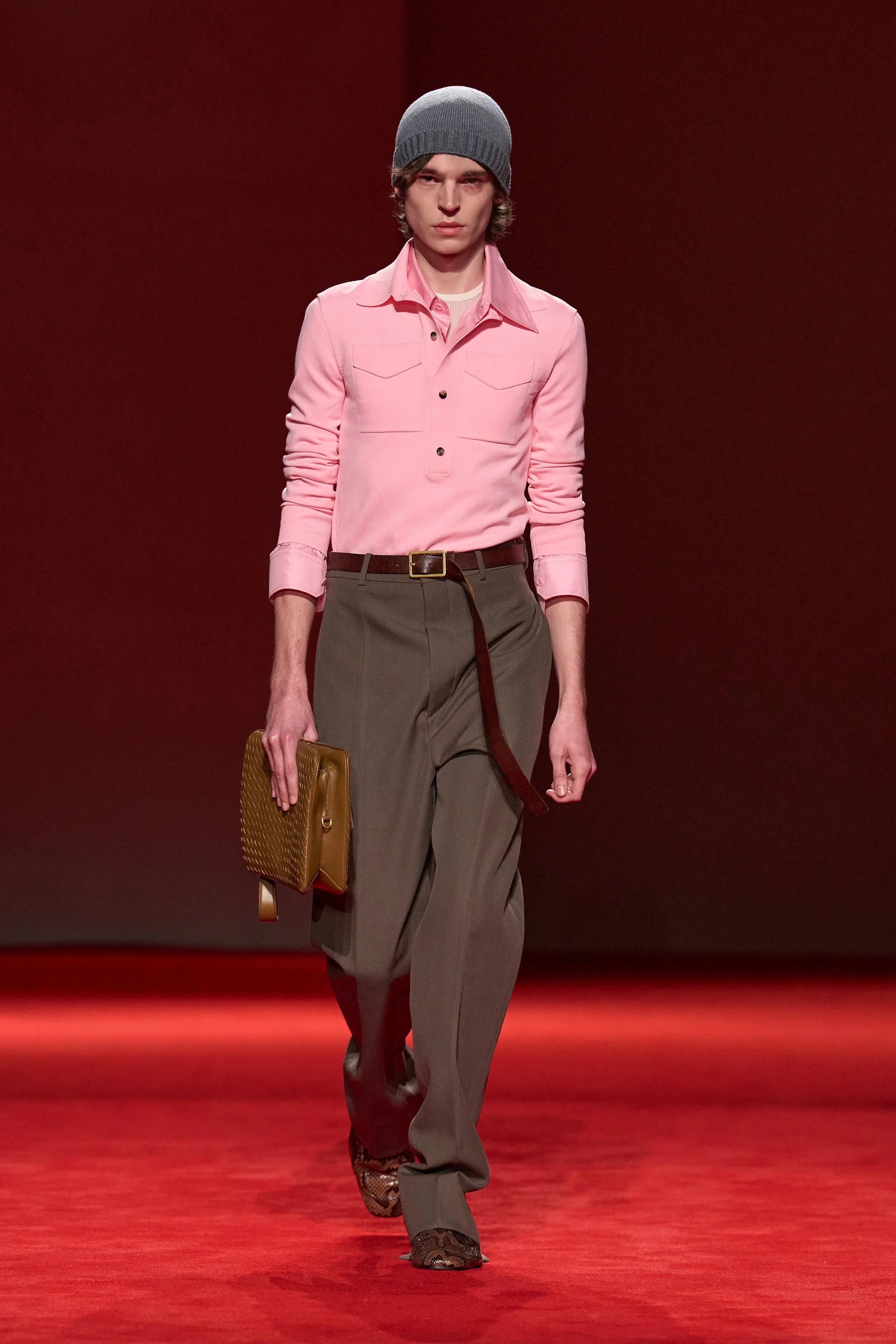  Look 33 