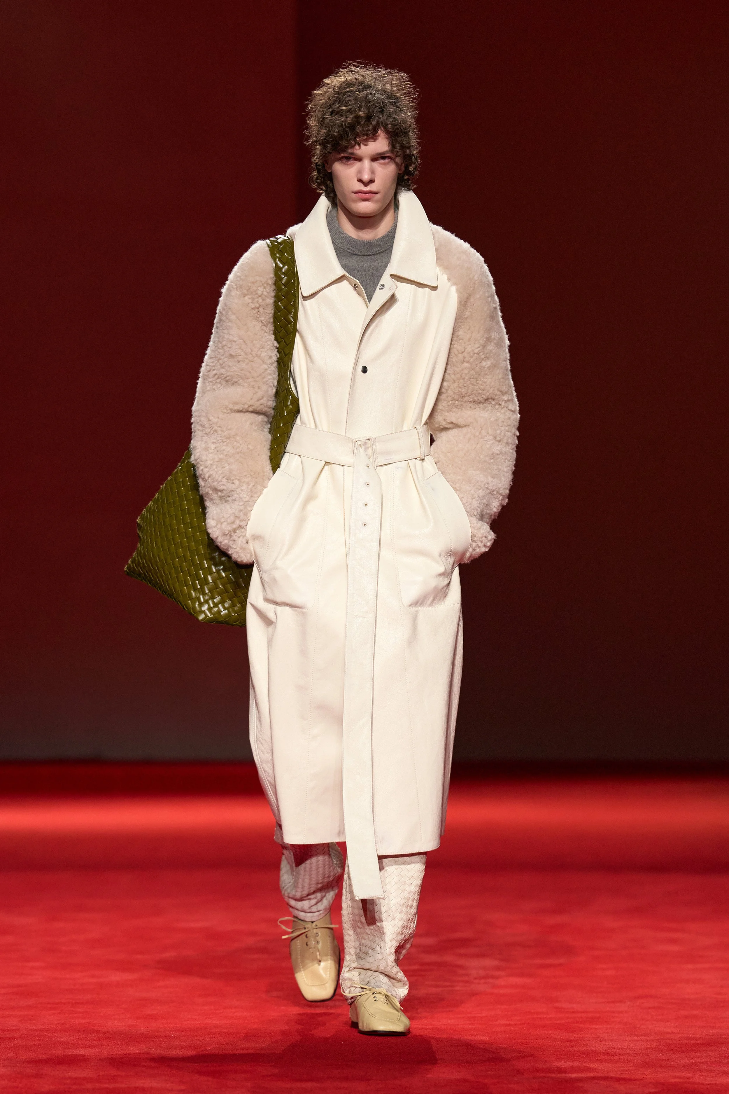  Look 44 