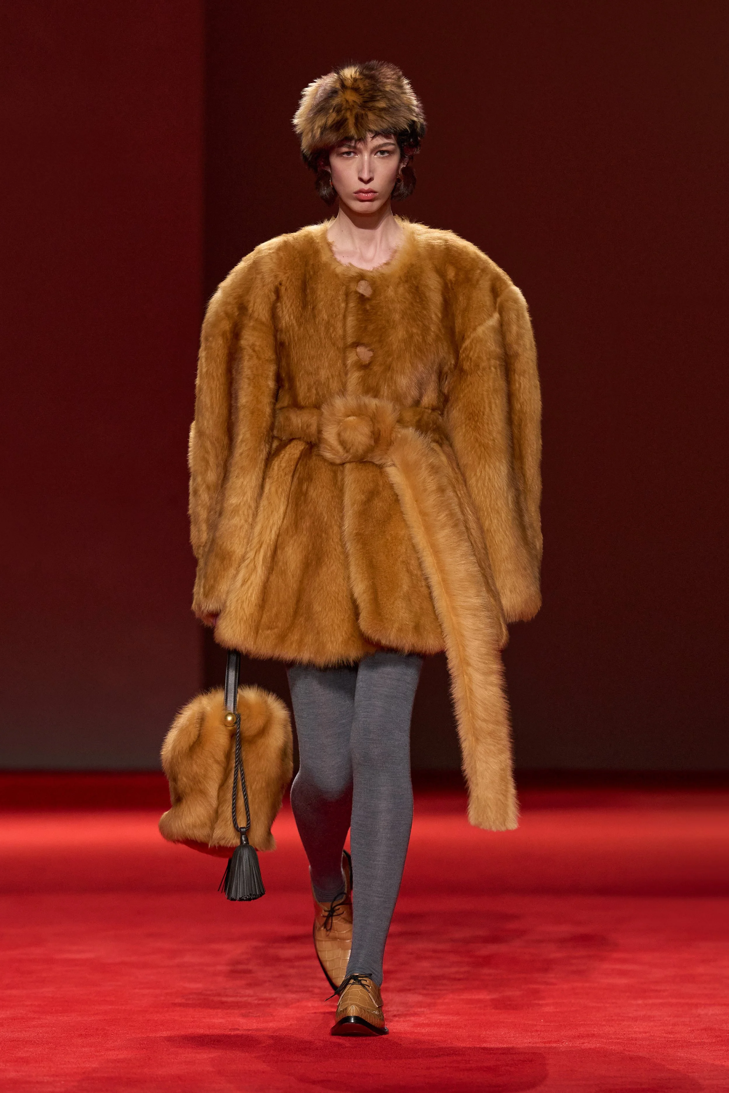  Look 49 