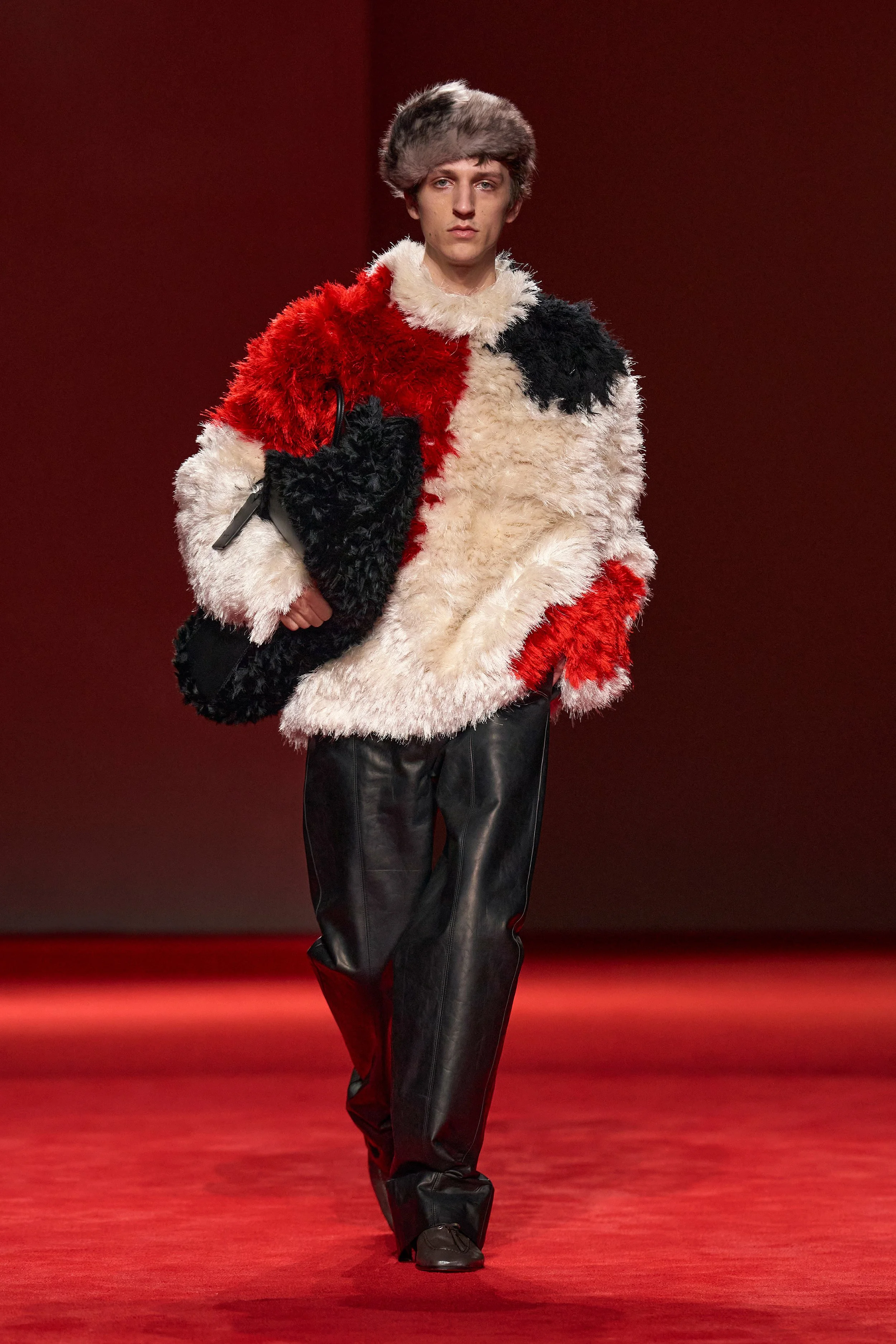  Look 63 