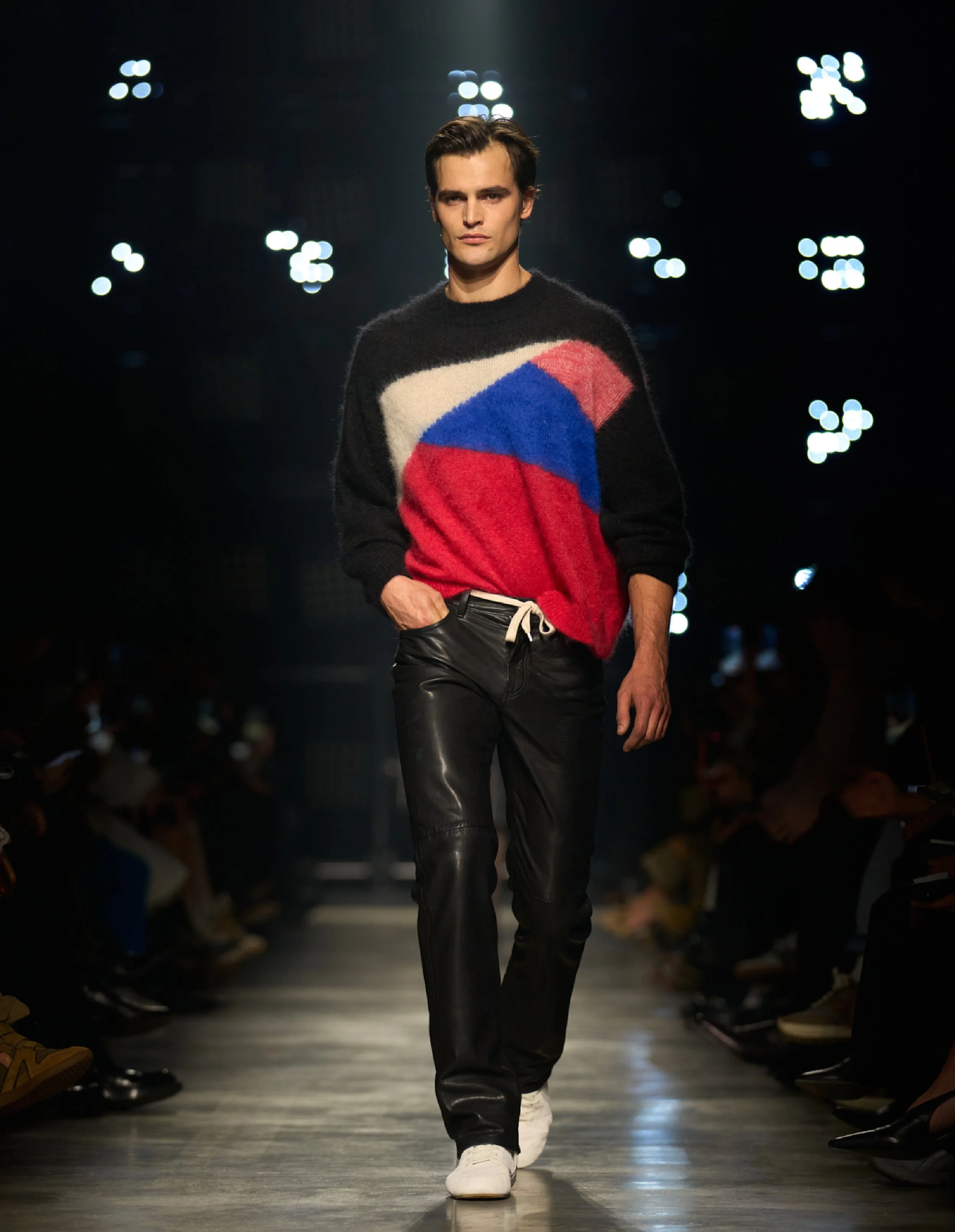  Look 14 