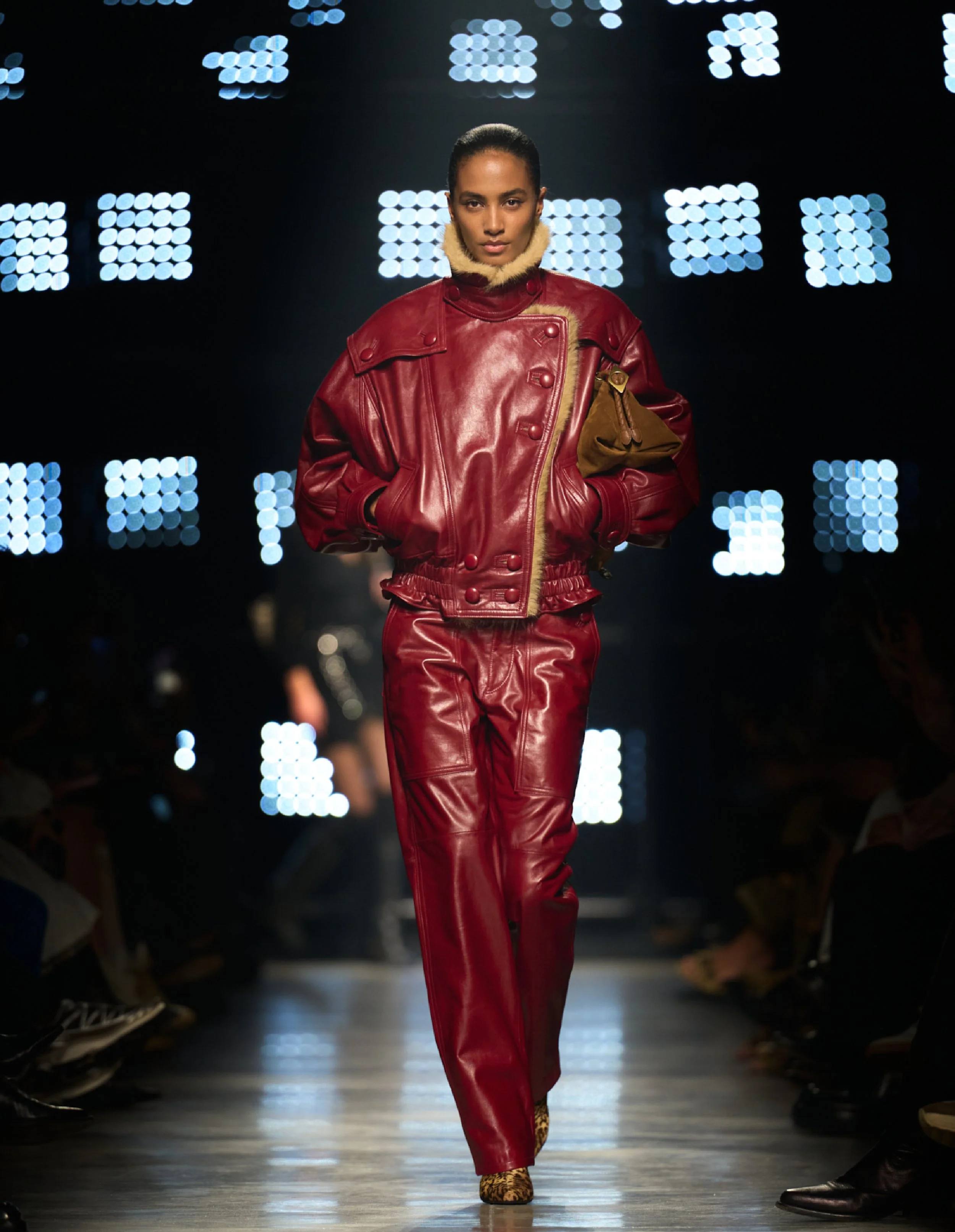  Look 24 