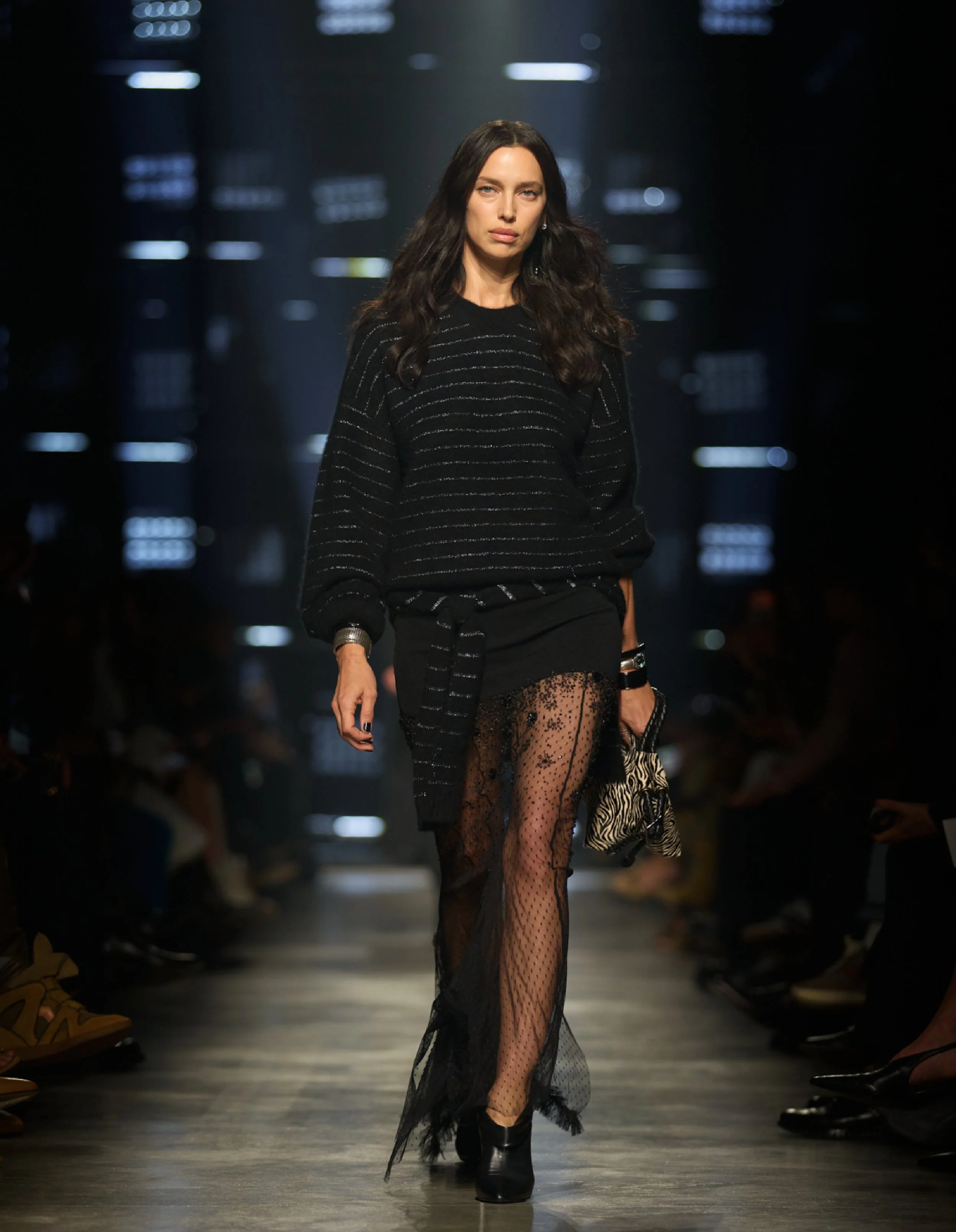  Look 35 