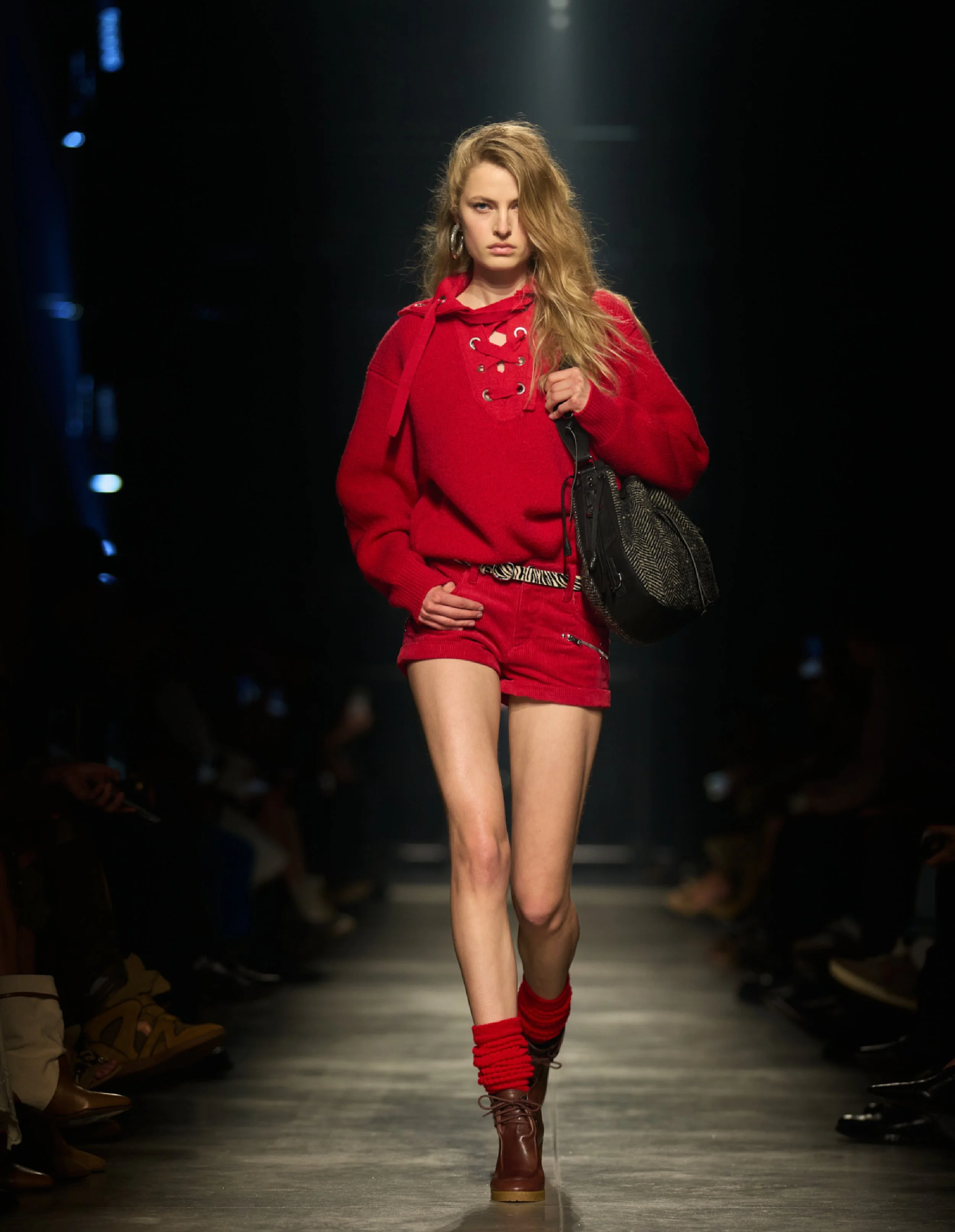  Look 37 