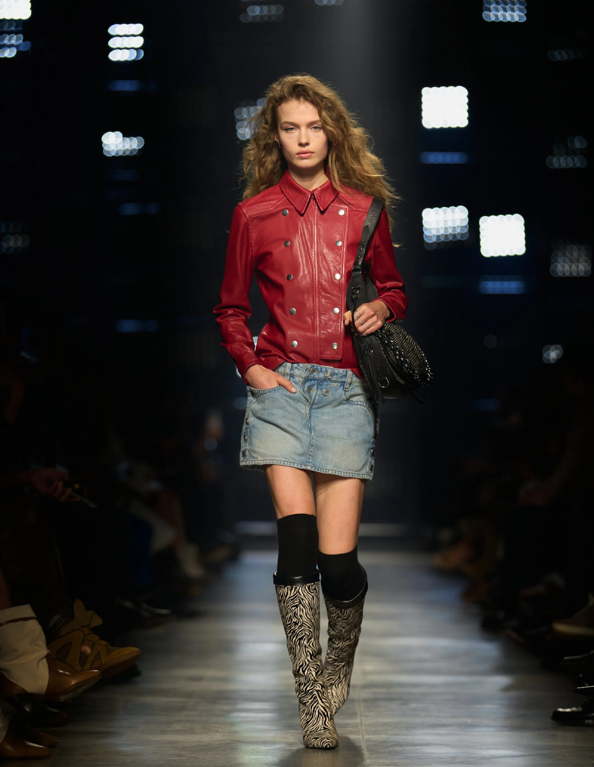  Look 39 