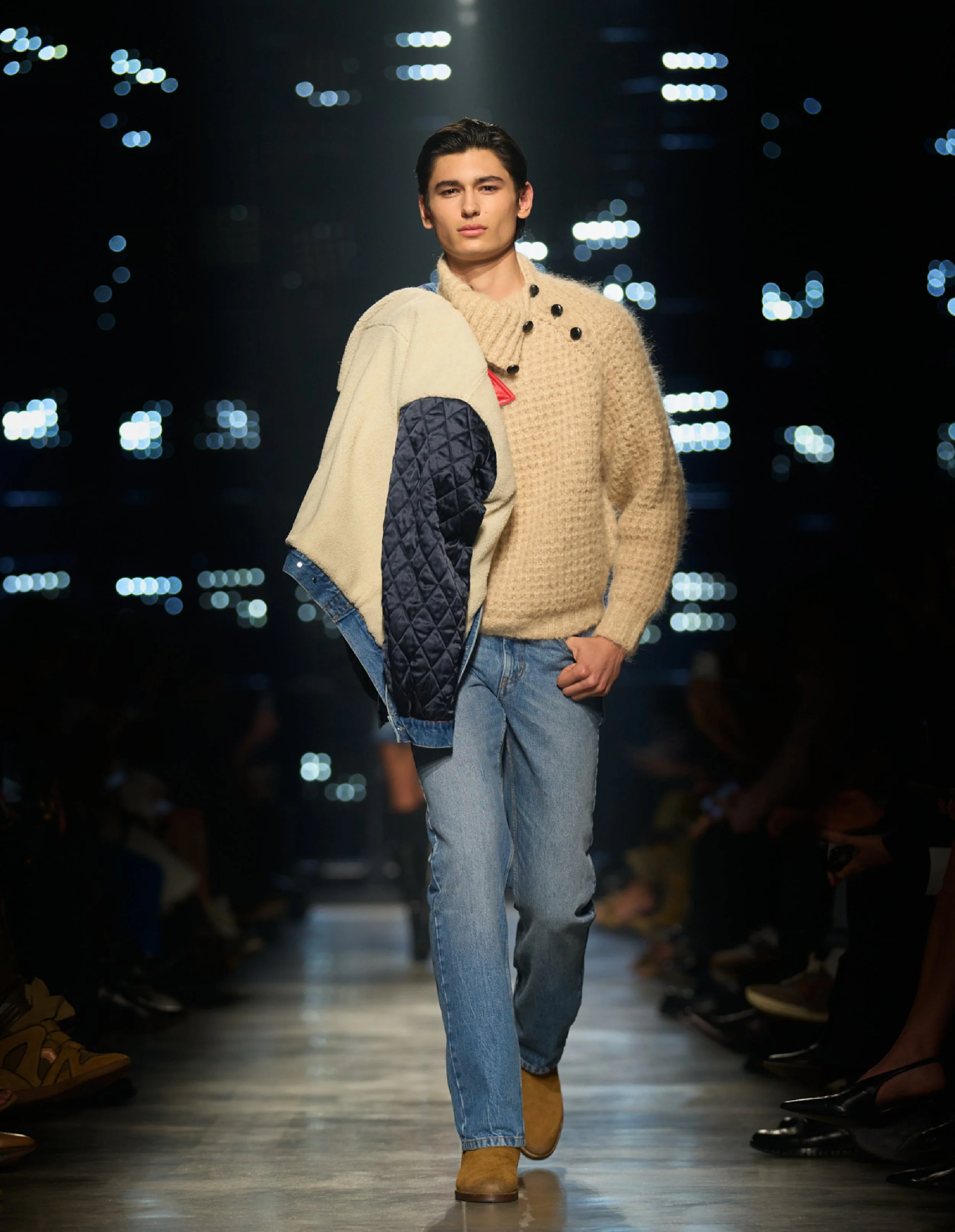  Look 41 
