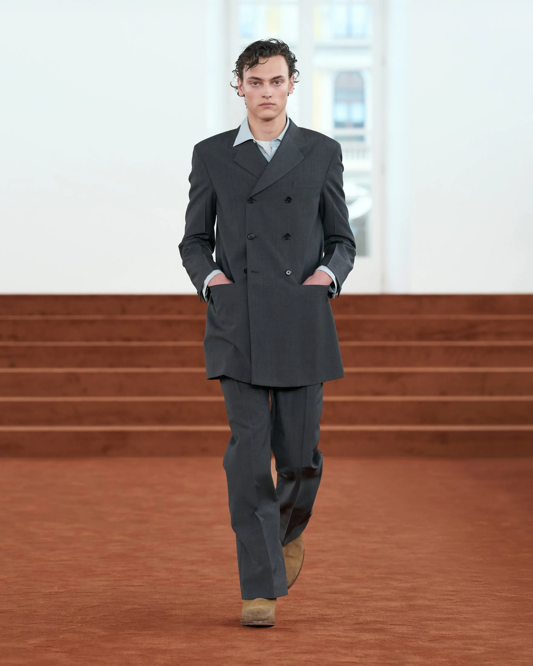  Look 23 