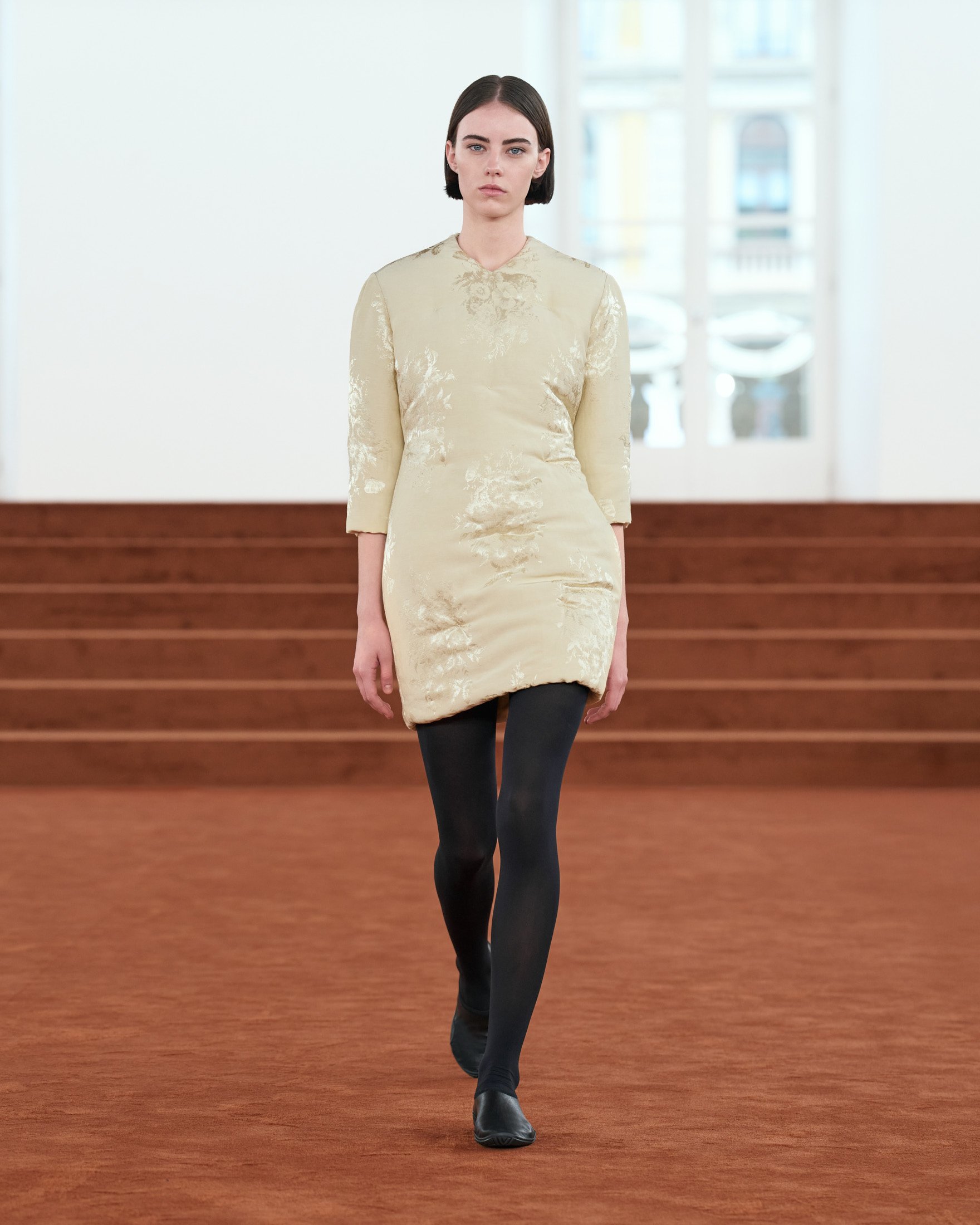  Look 28 