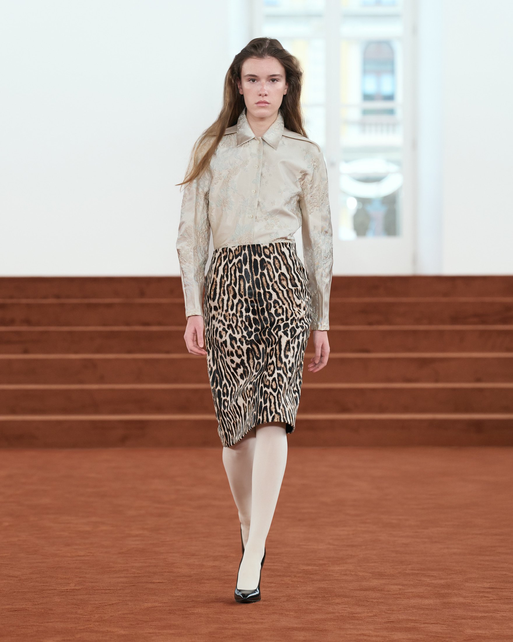  Look 32 