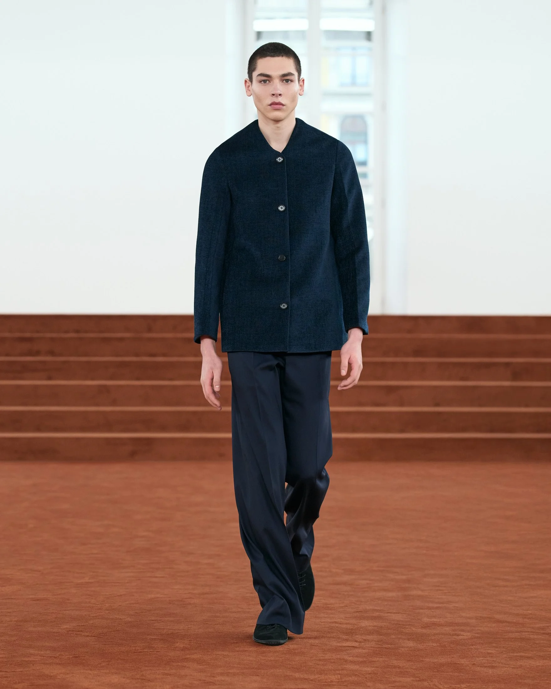  Look 38 