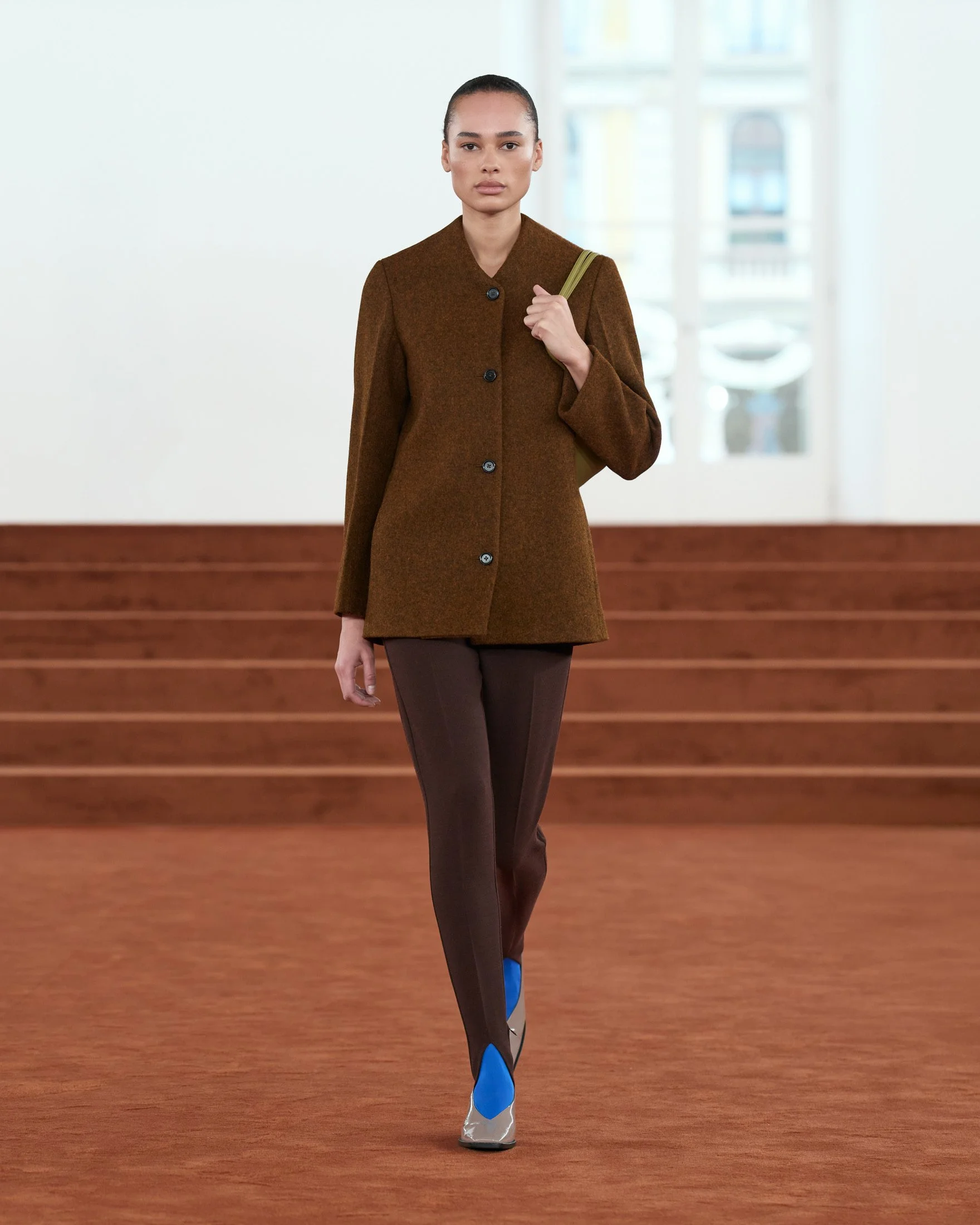  Look 39 