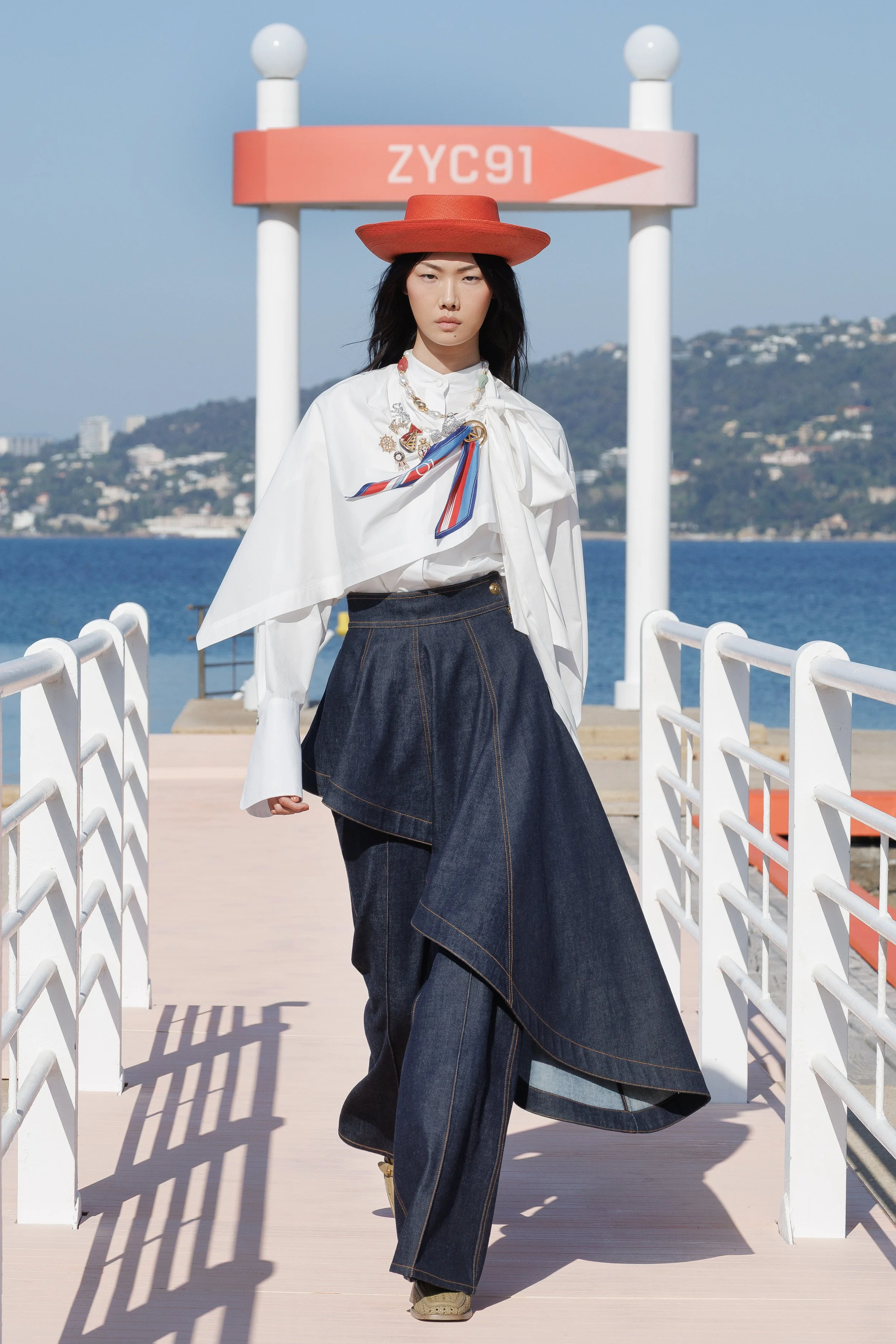  Look 07 