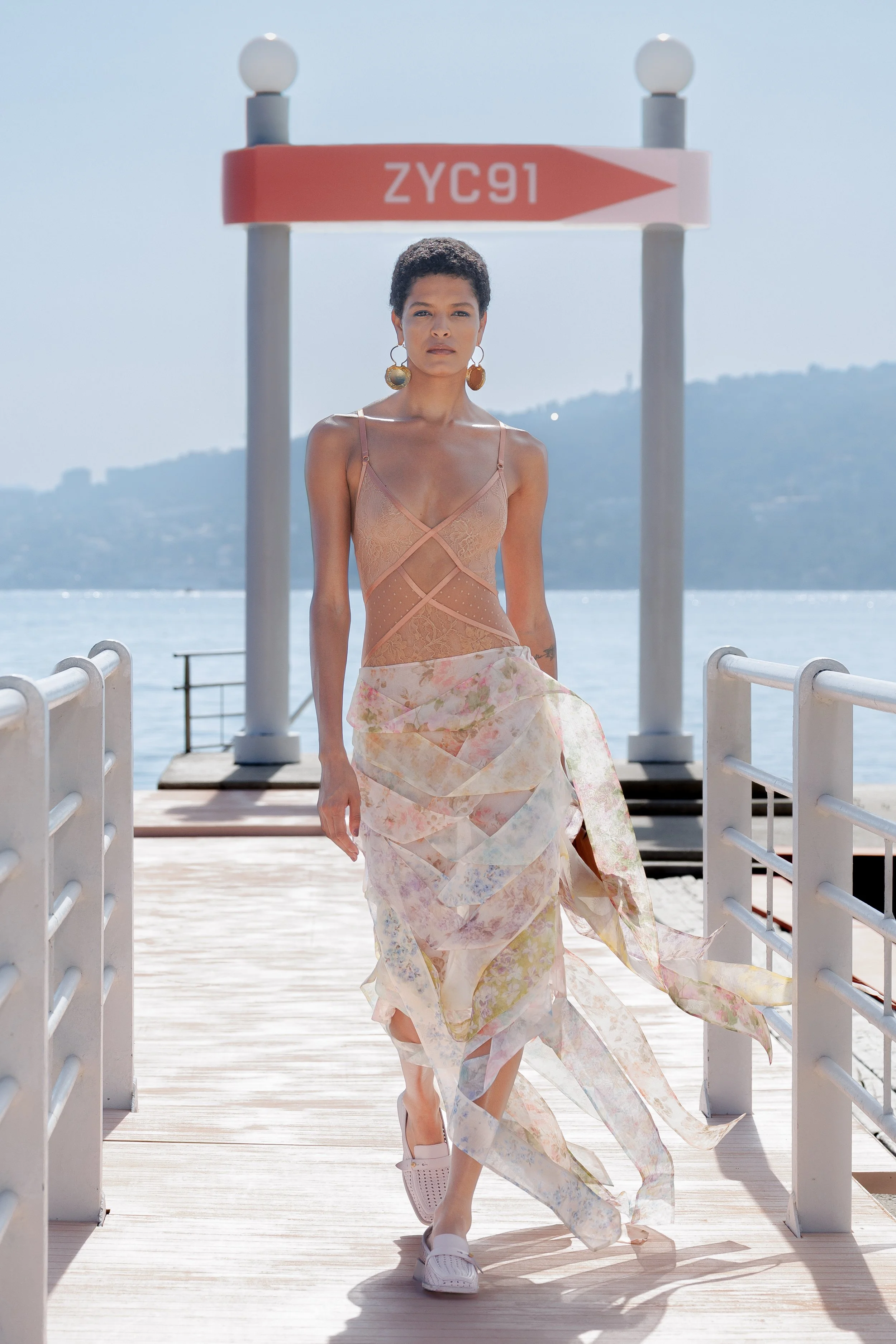  Look 34 