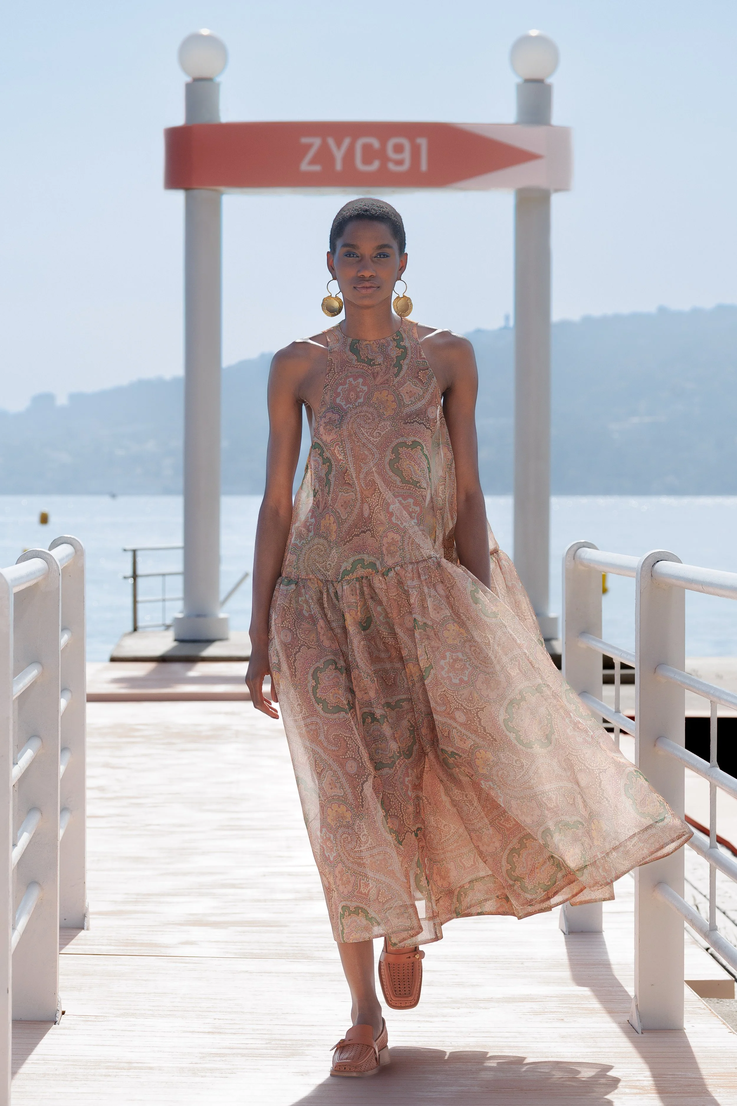  Look 36 