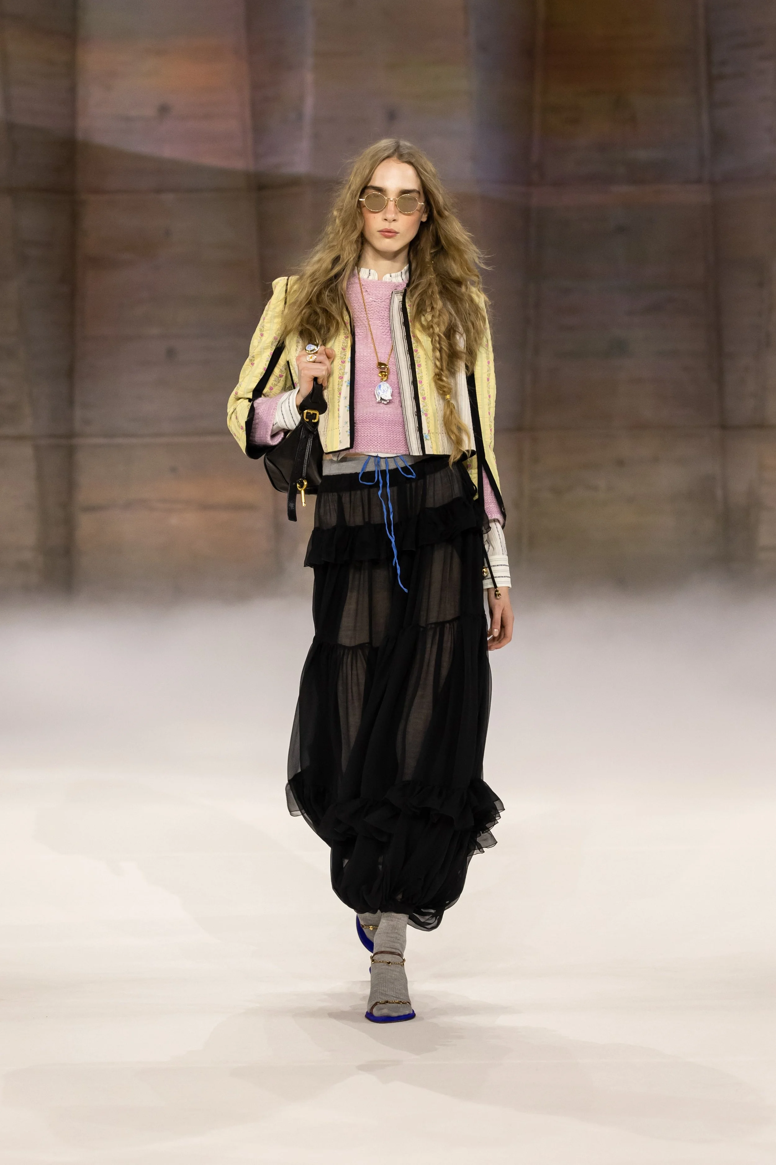  Look 19 