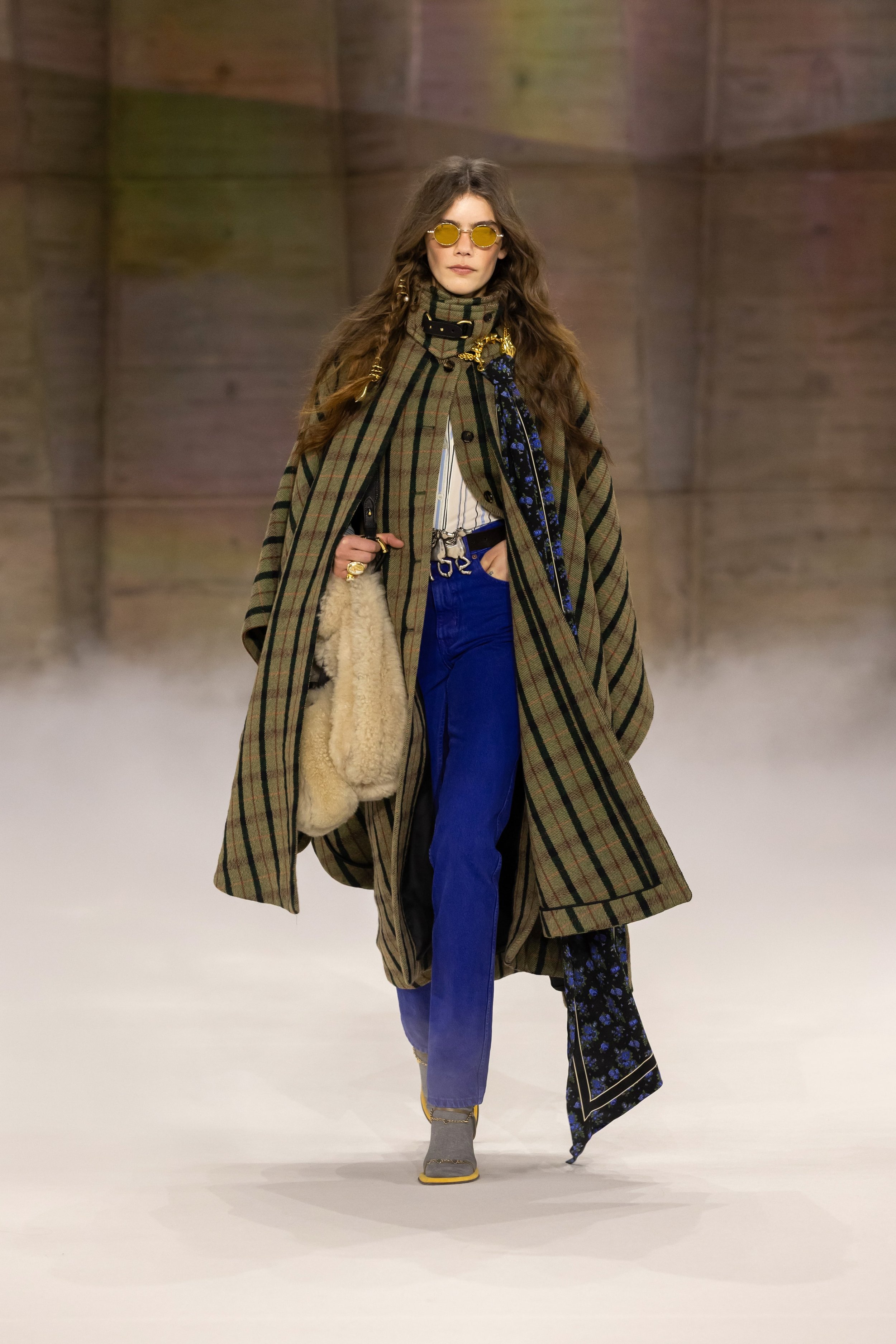  Look 25 
