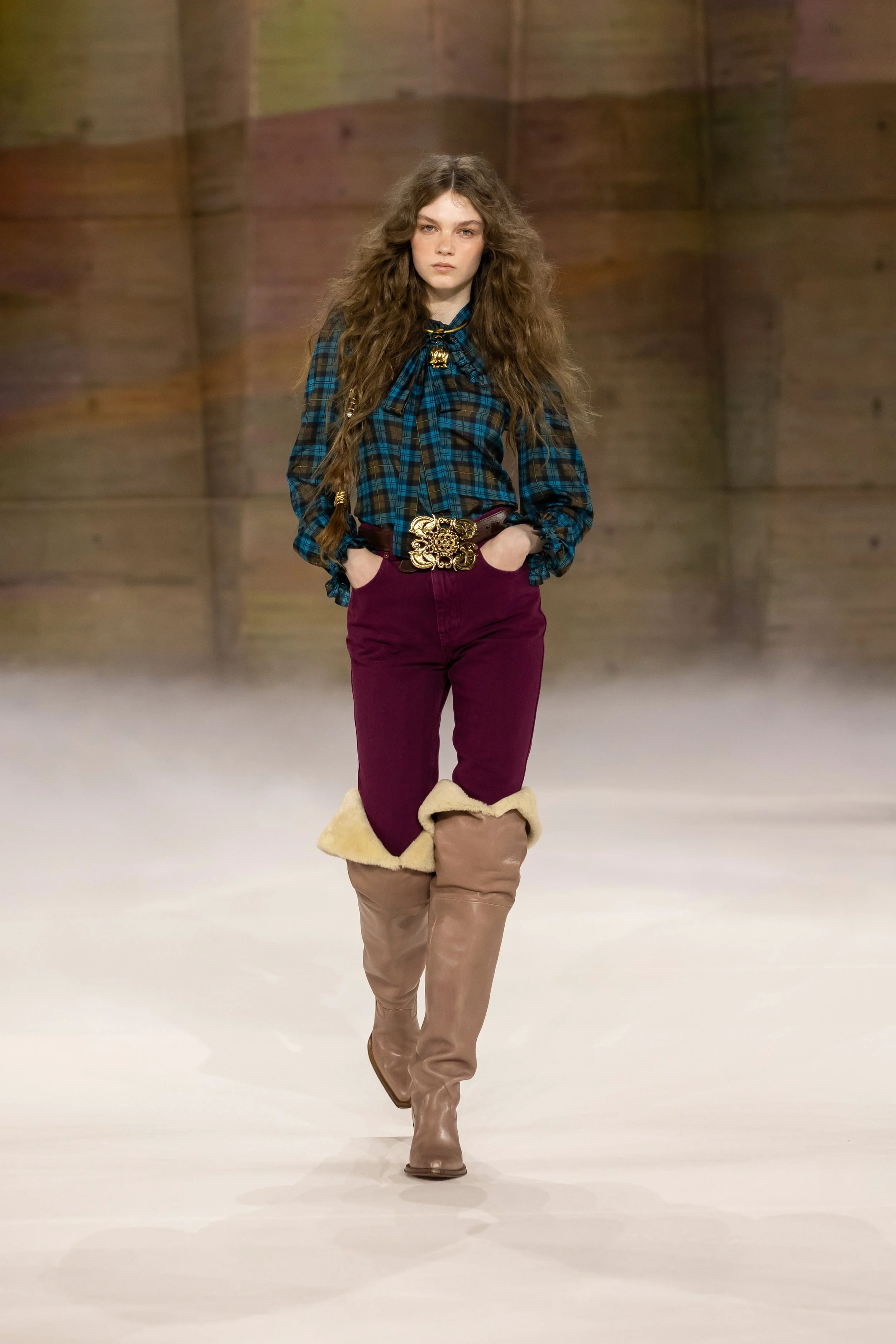  Look 28 