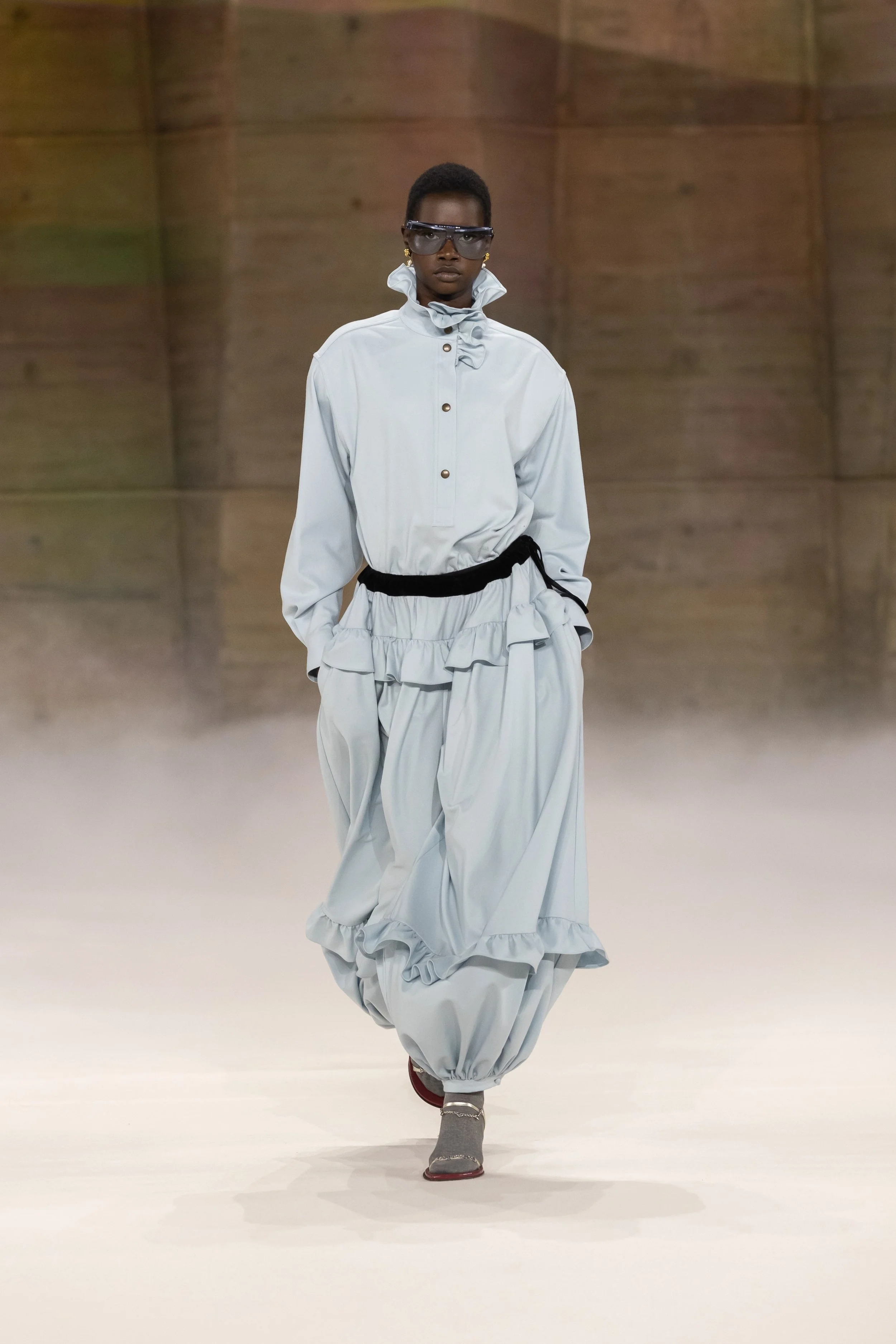  Look 31 