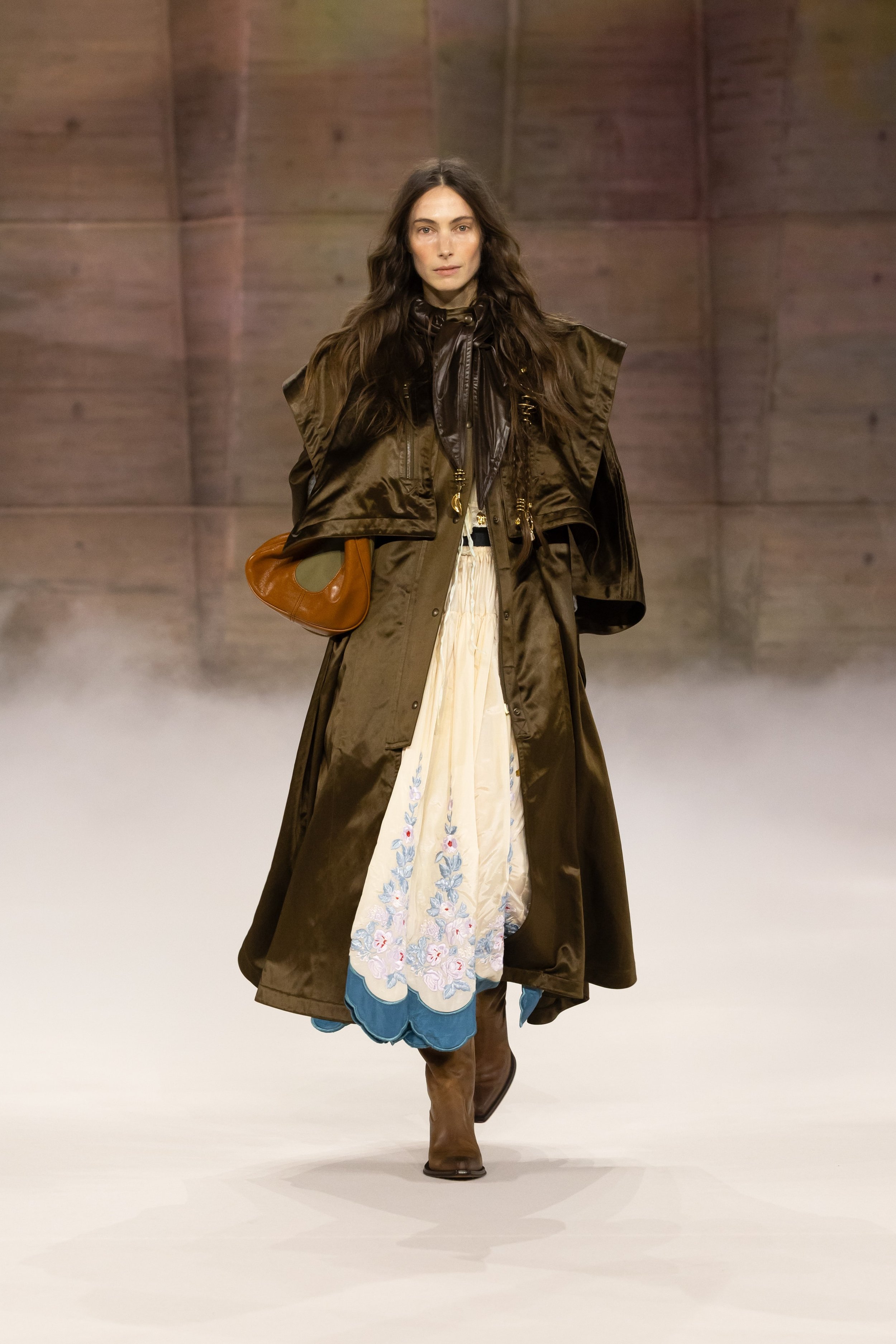  Look 38 