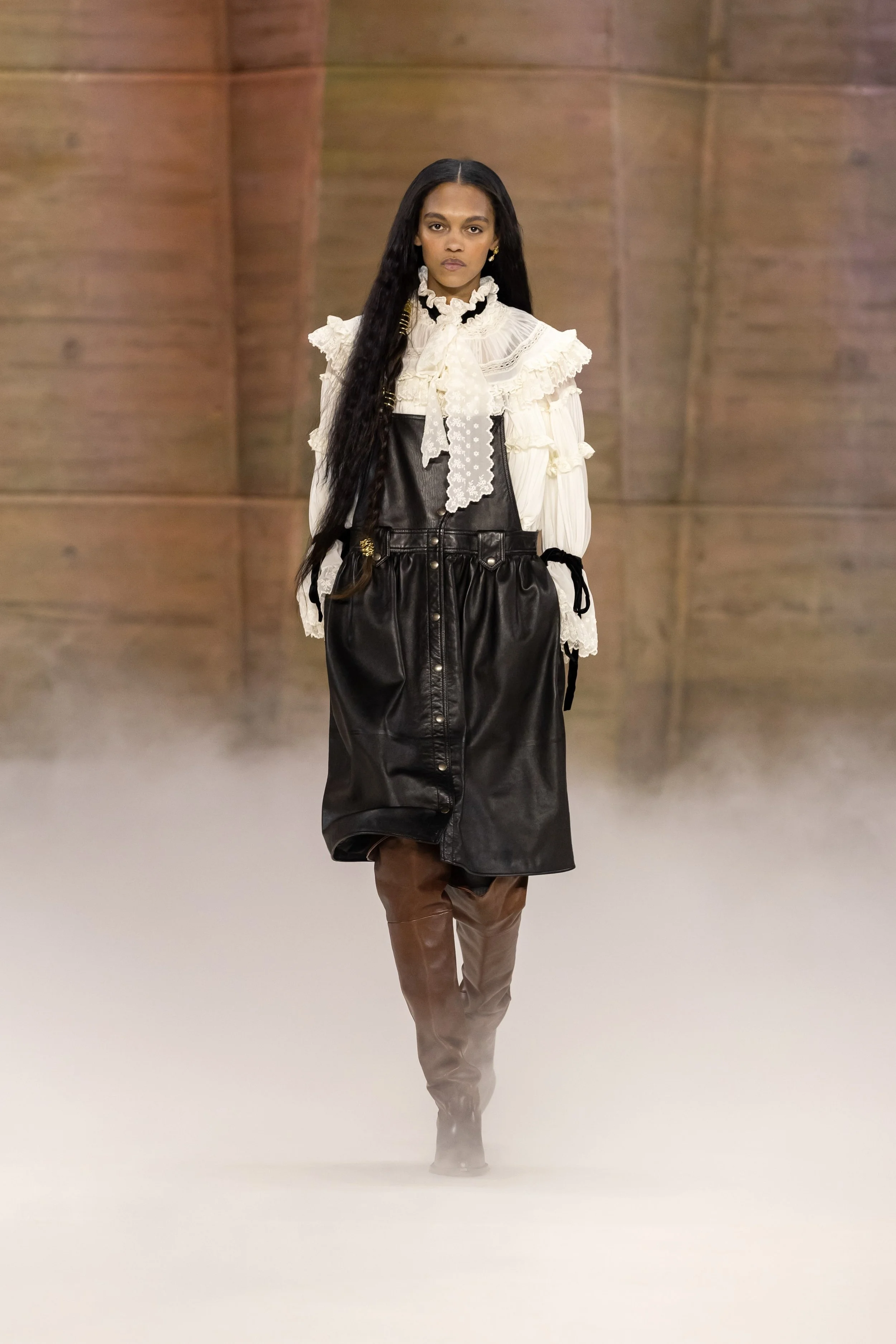  Look 48 