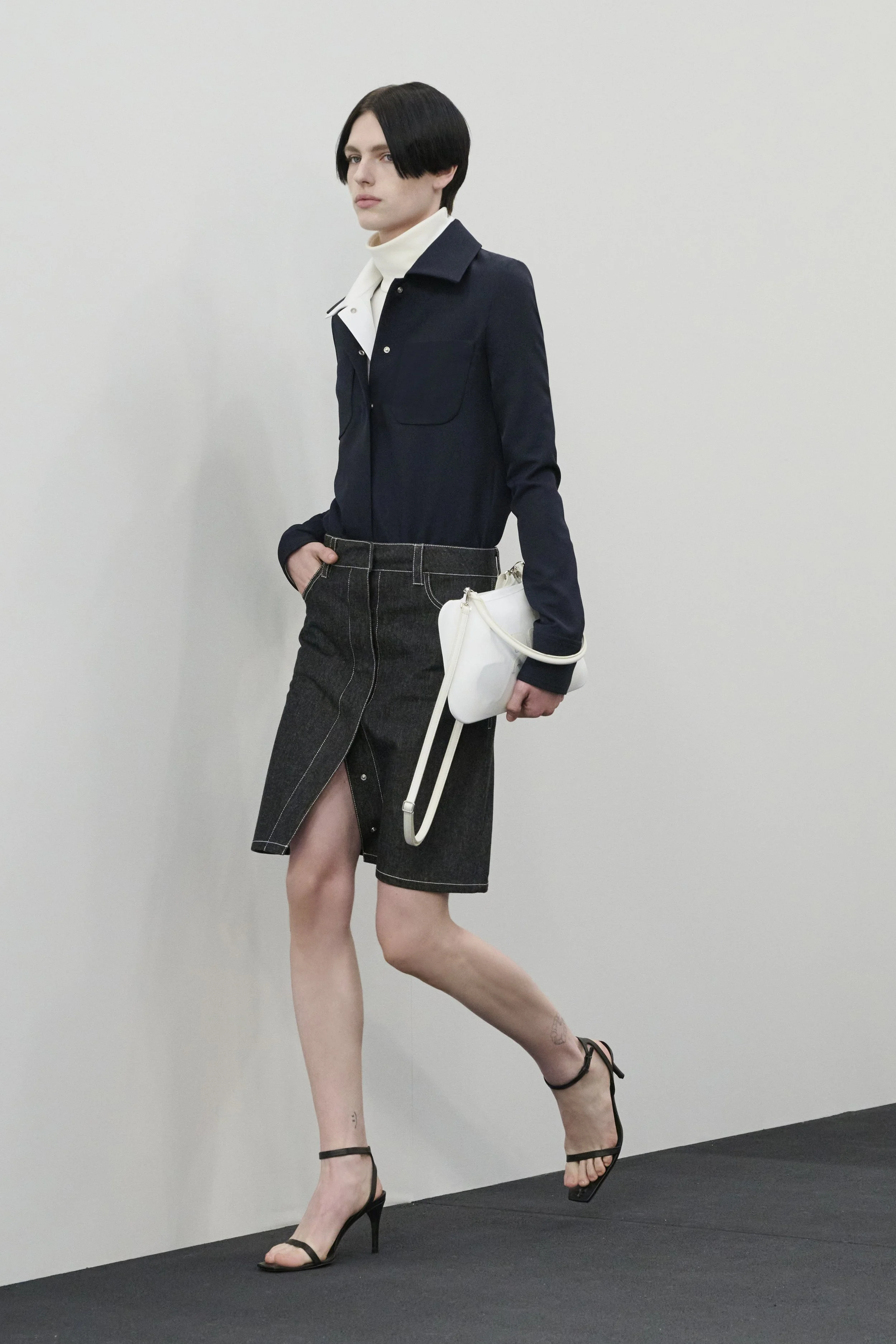  Look 13 