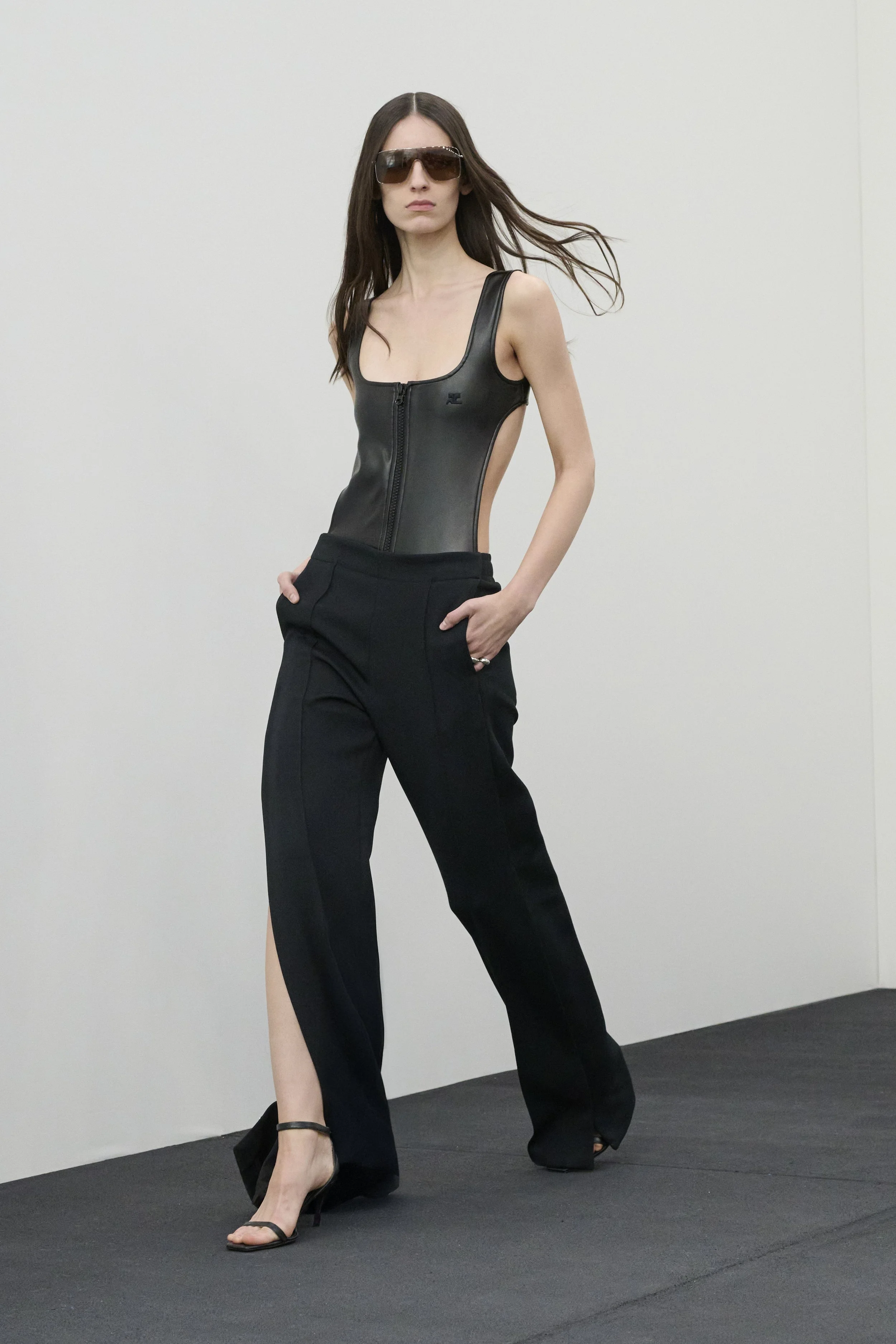  Look 31 
