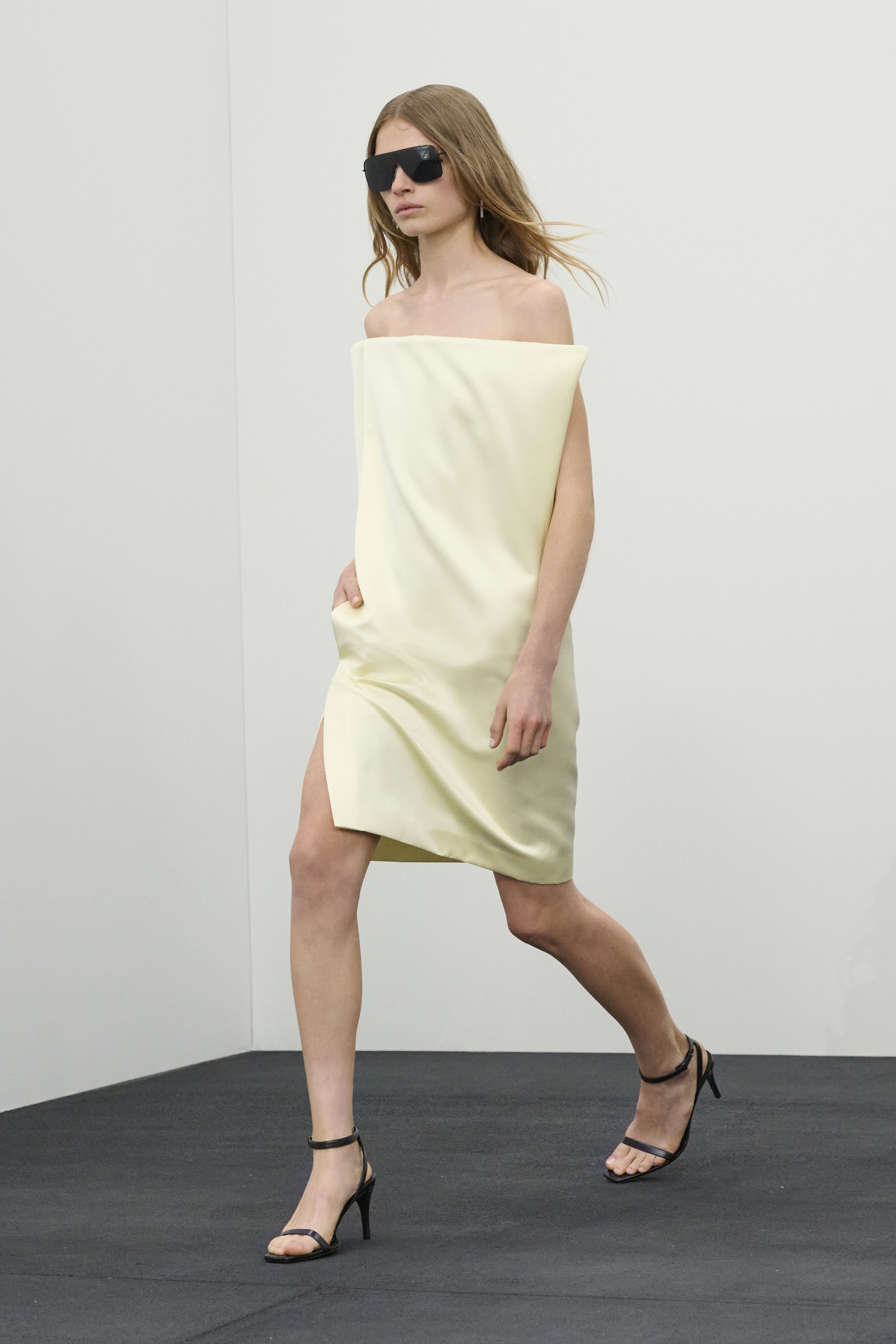  Look 32 