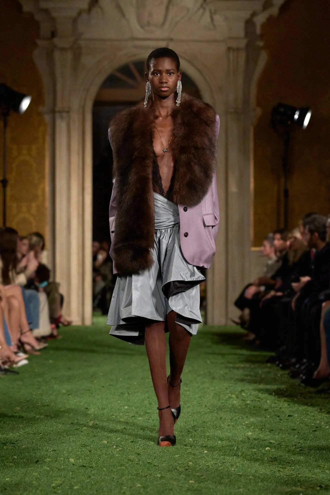  Look 15 