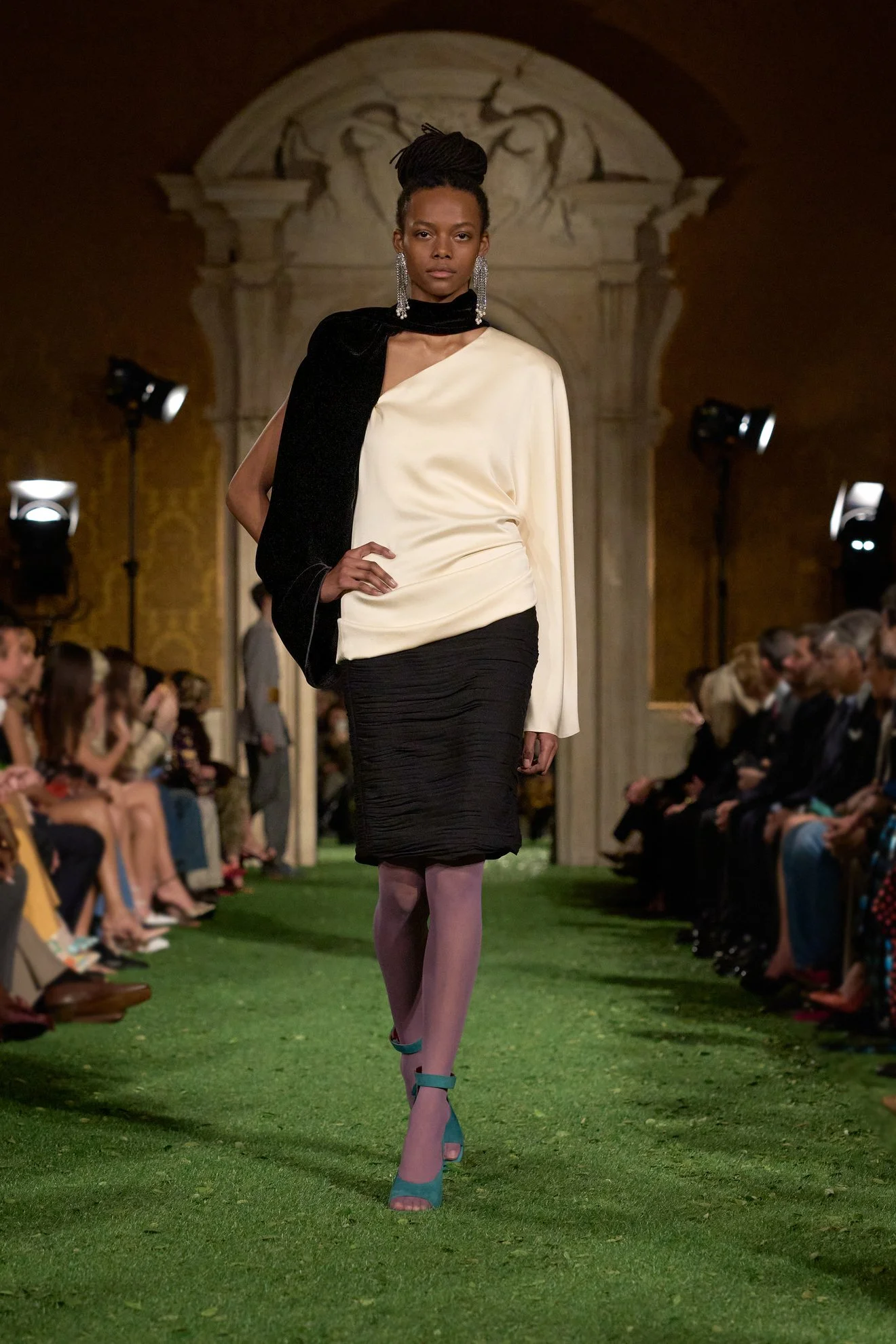  Look 25 