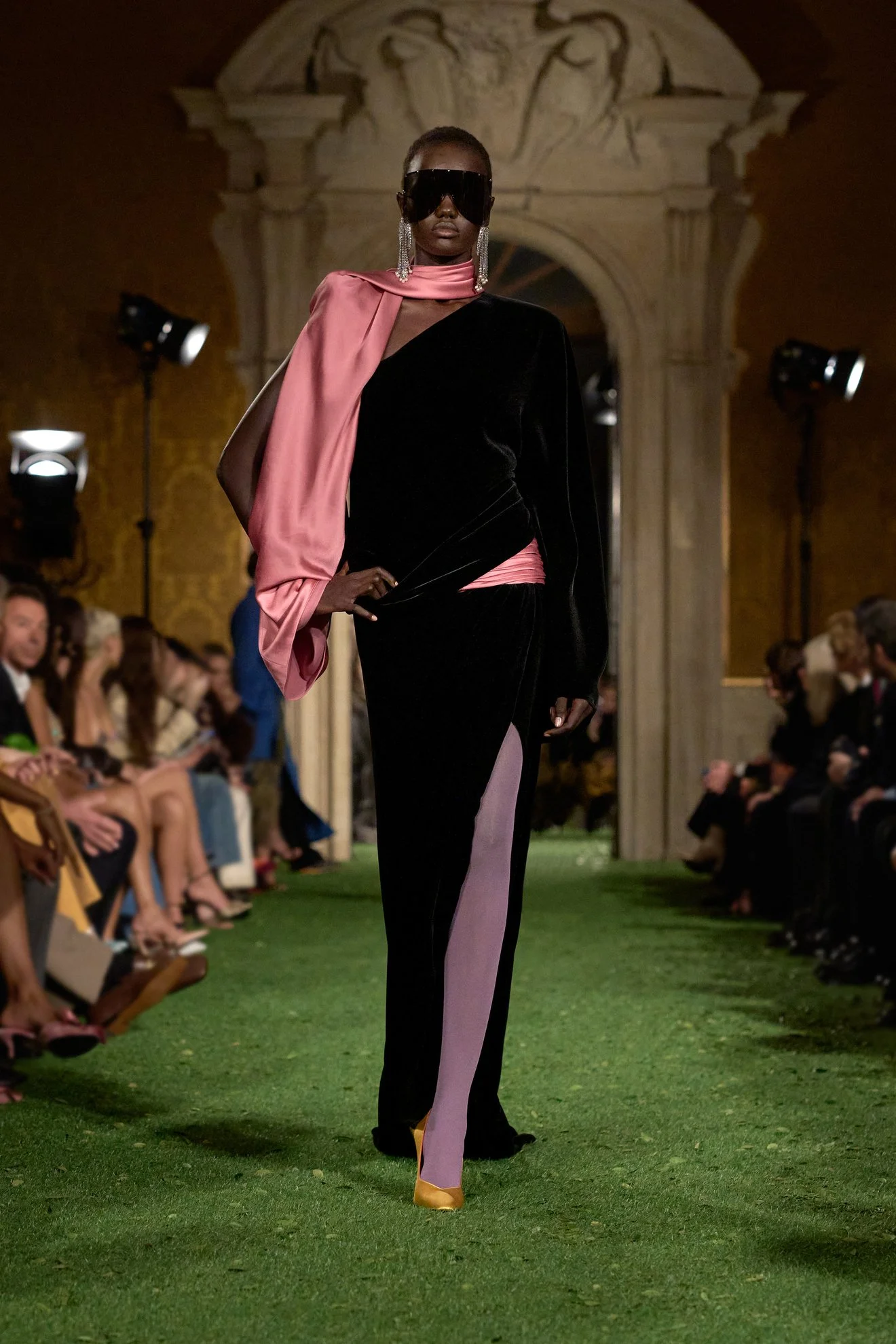  Look 30 