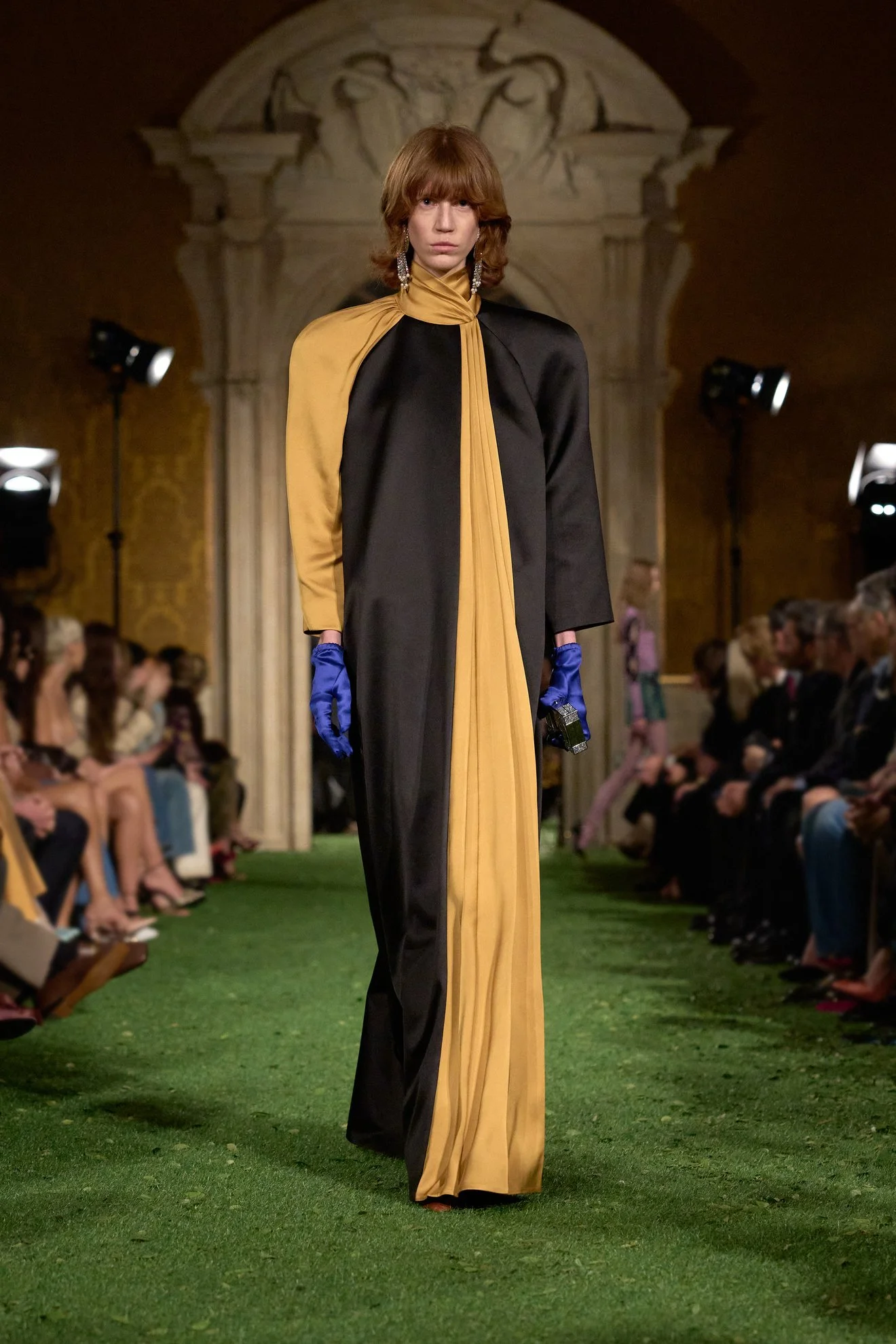  Look 31 