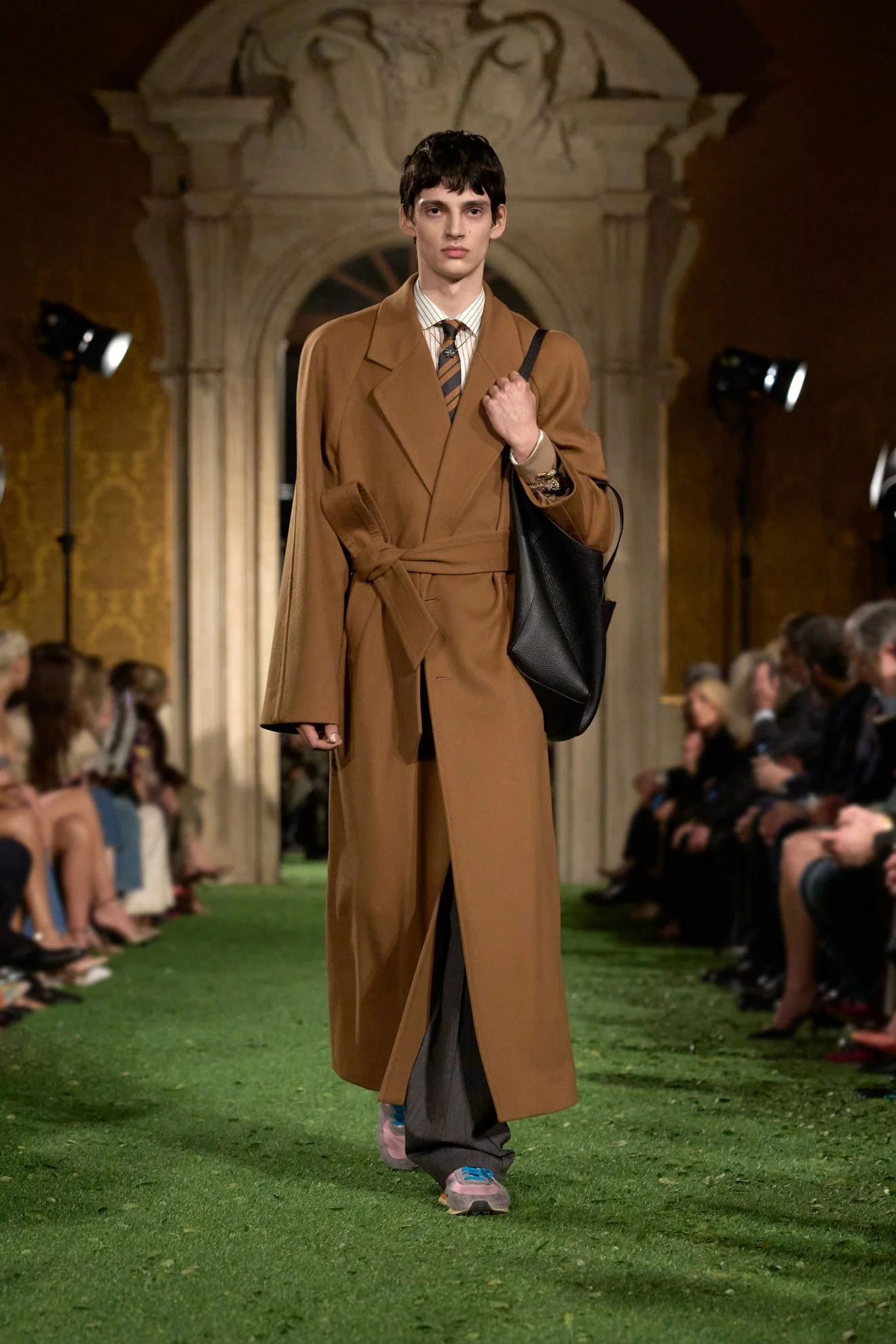  Look 72 