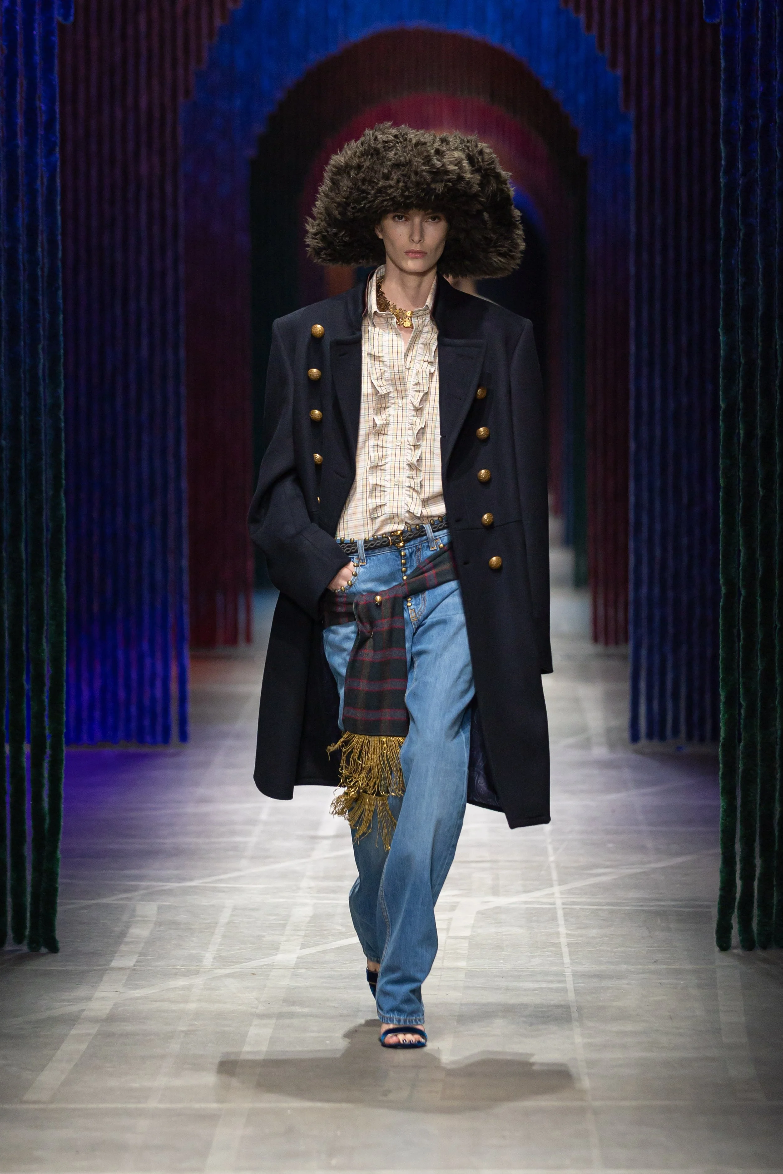  Look 03 