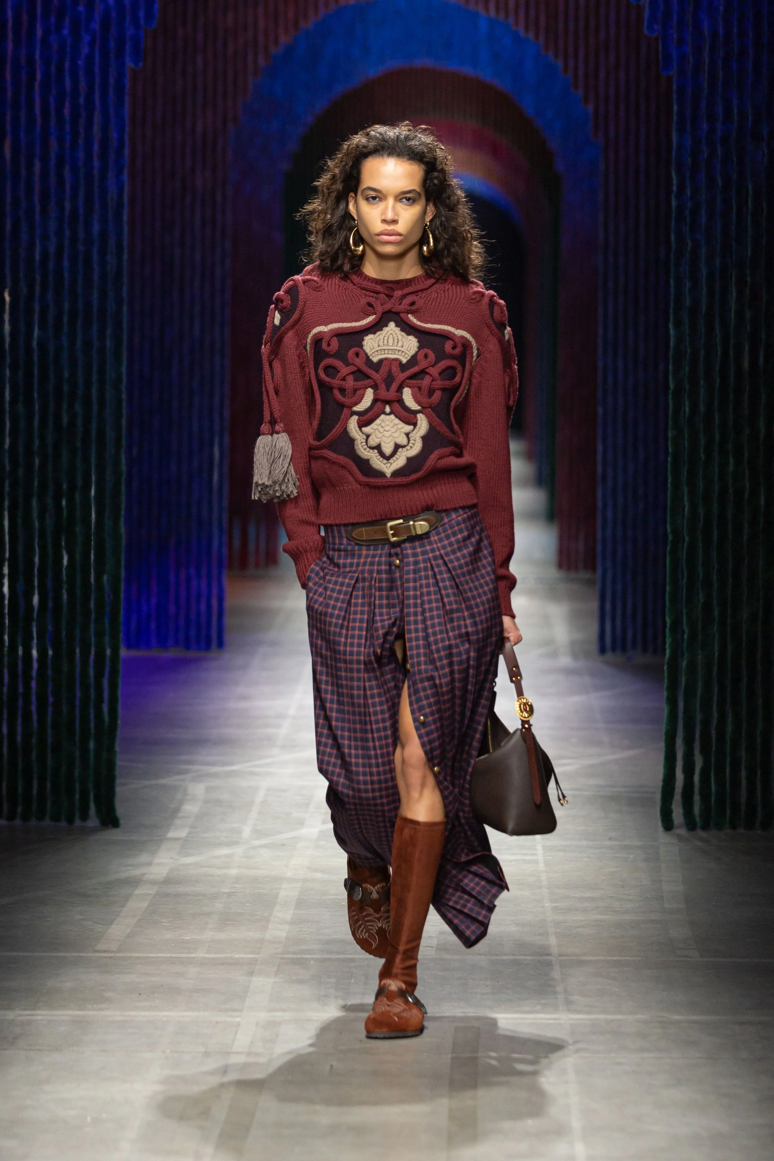  Look 09 
